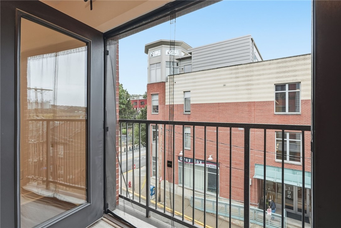 3607 Butler Street 302