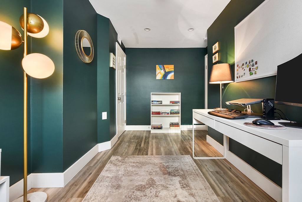 6906 Standish Street