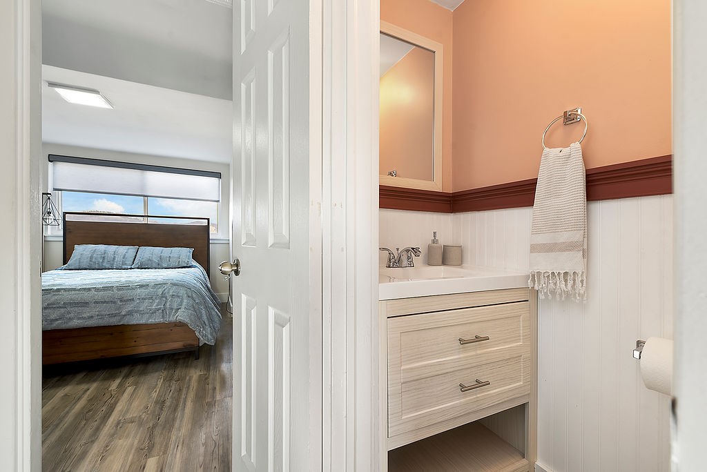 6906 Standish Street