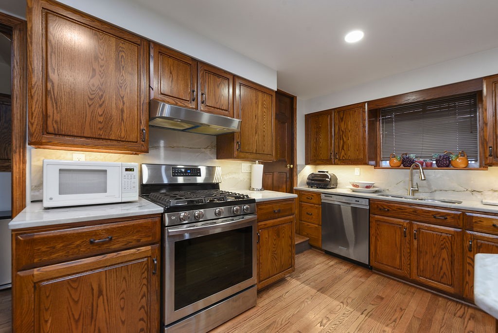 2205 Beechwood Blvd.