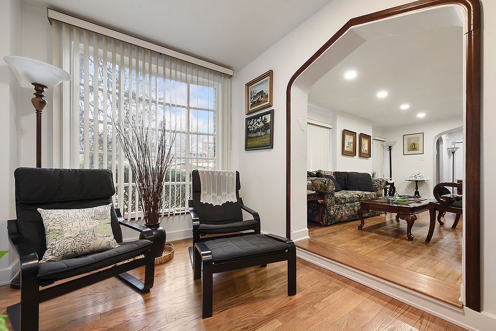 2205 Beechwood Blvd.