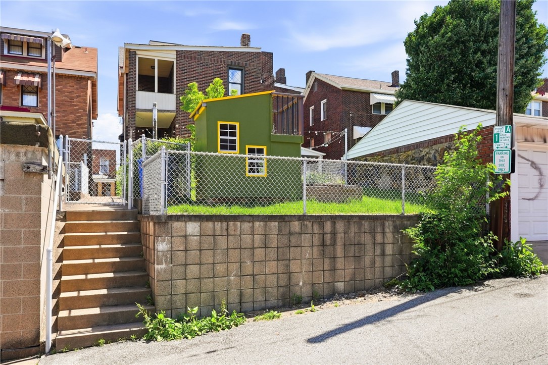 326 42nd Street