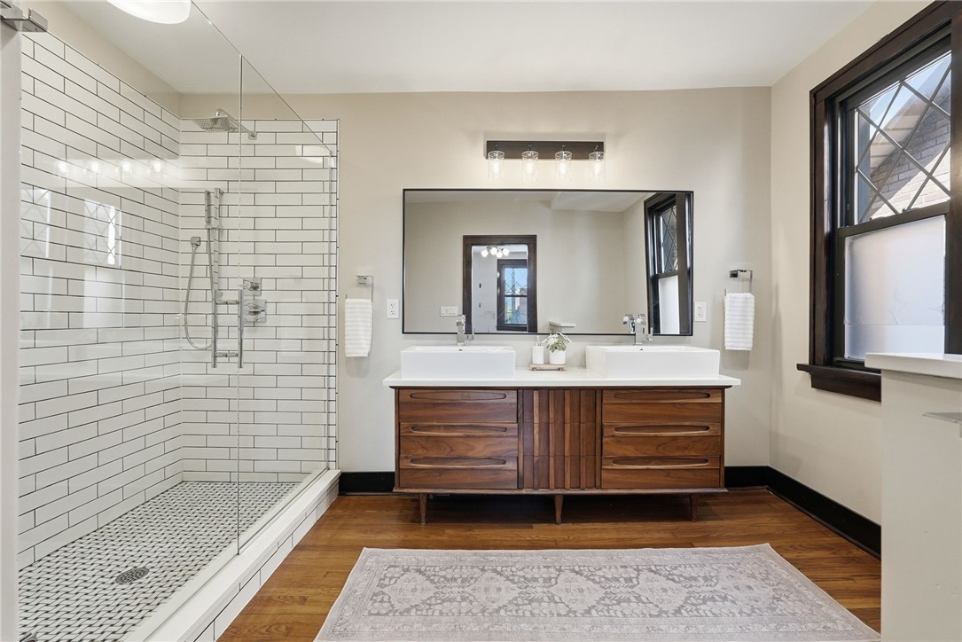 326 42nd Street