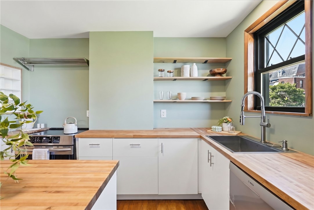 326 42nd Street
