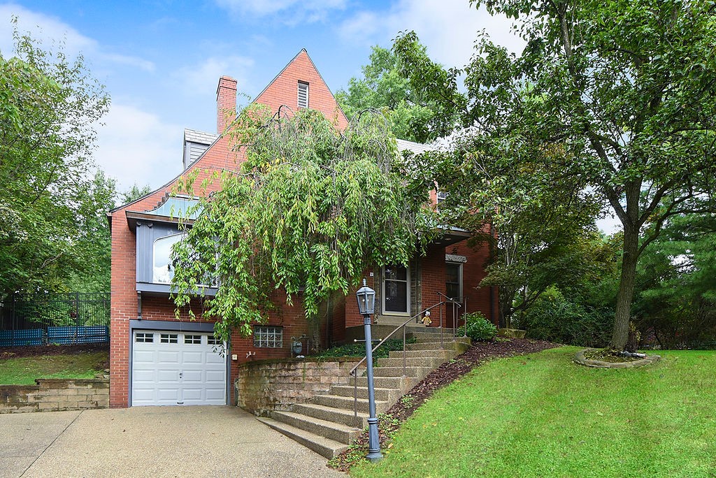 138 Siebert Rd