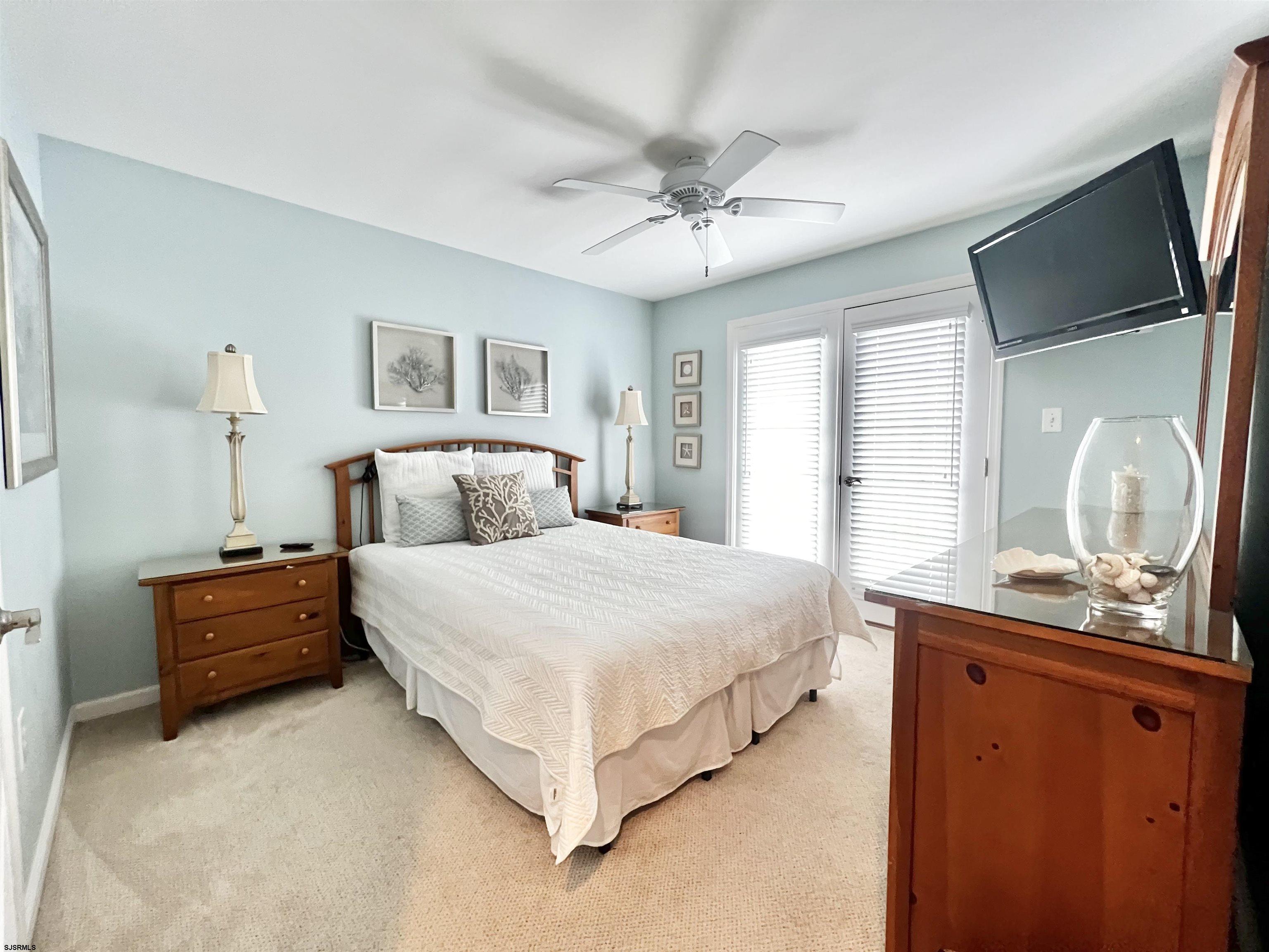 4221 Asbury Ave Unit: 1