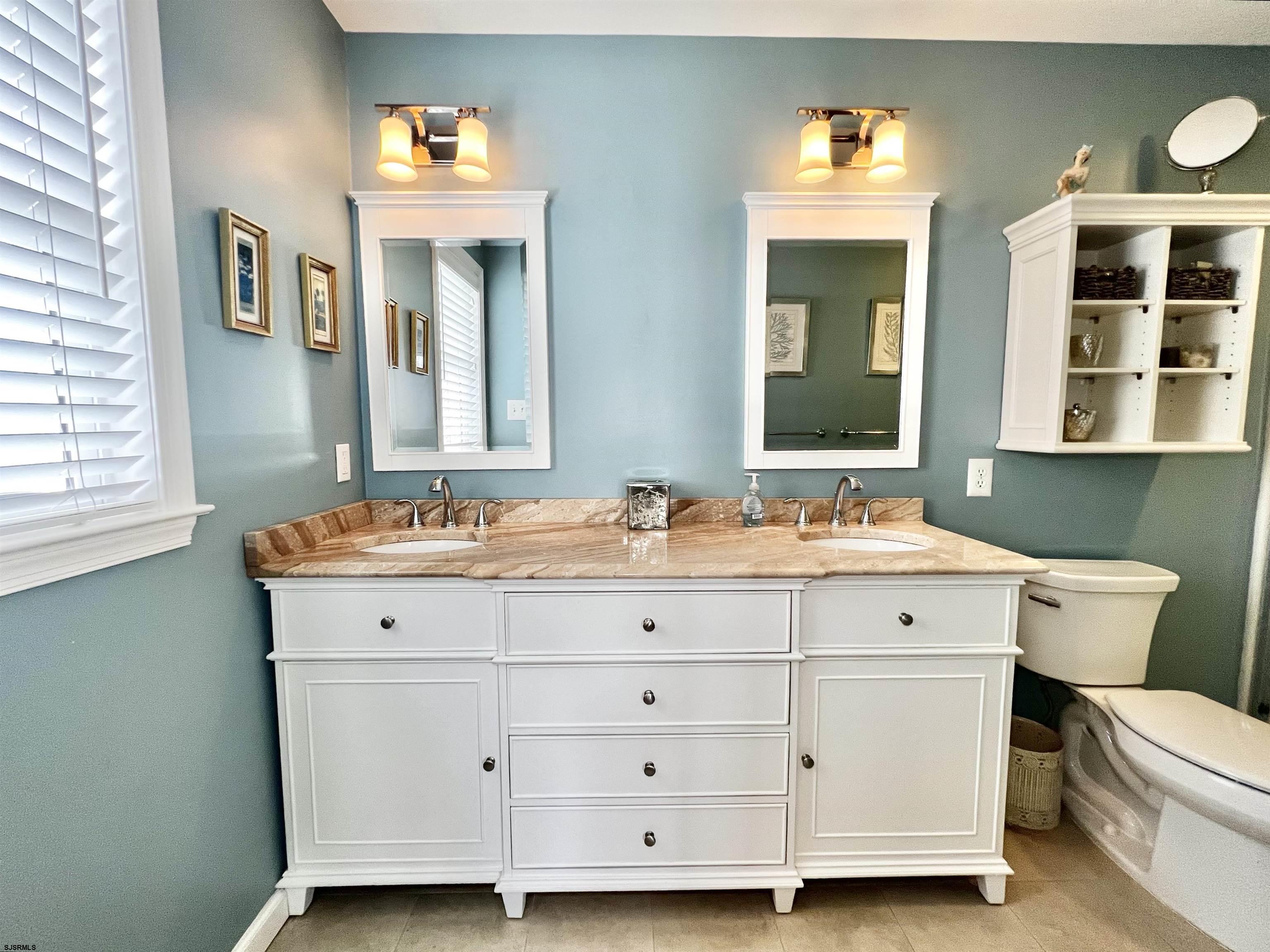 4221 Asbury Ave Unit: 1