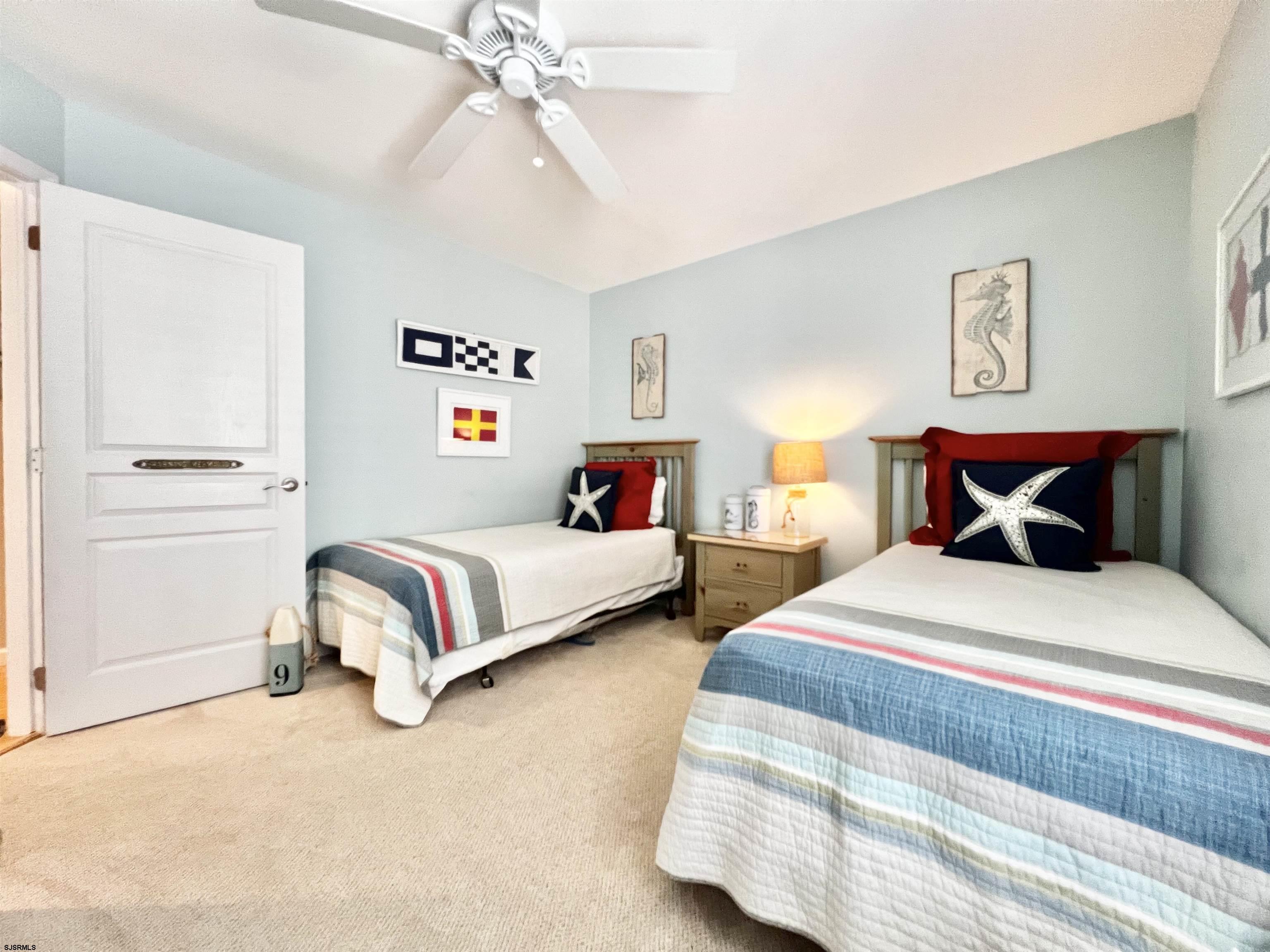 4221 Asbury Ave Unit: 1