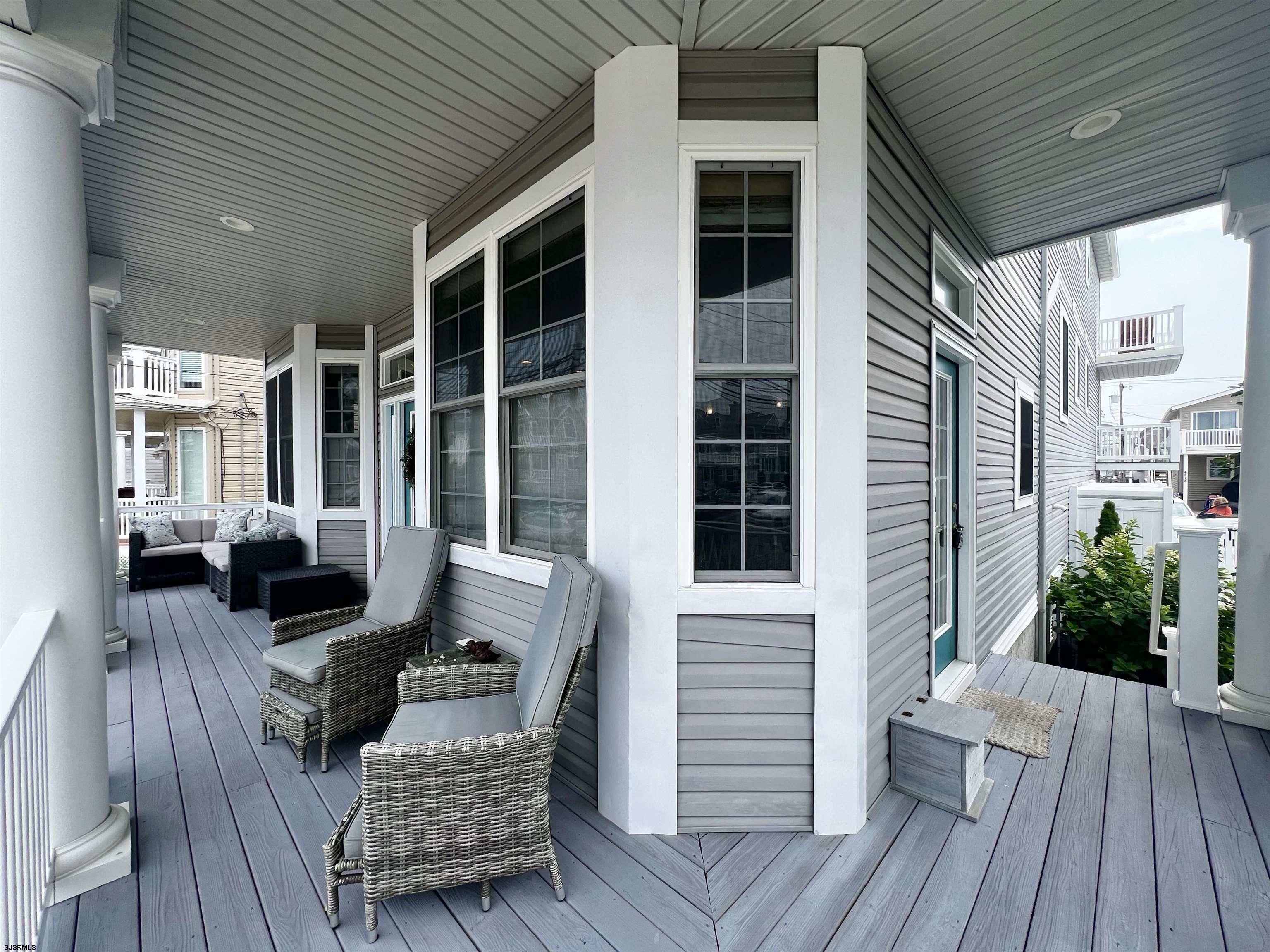 4221 Asbury Ave Unit: 1