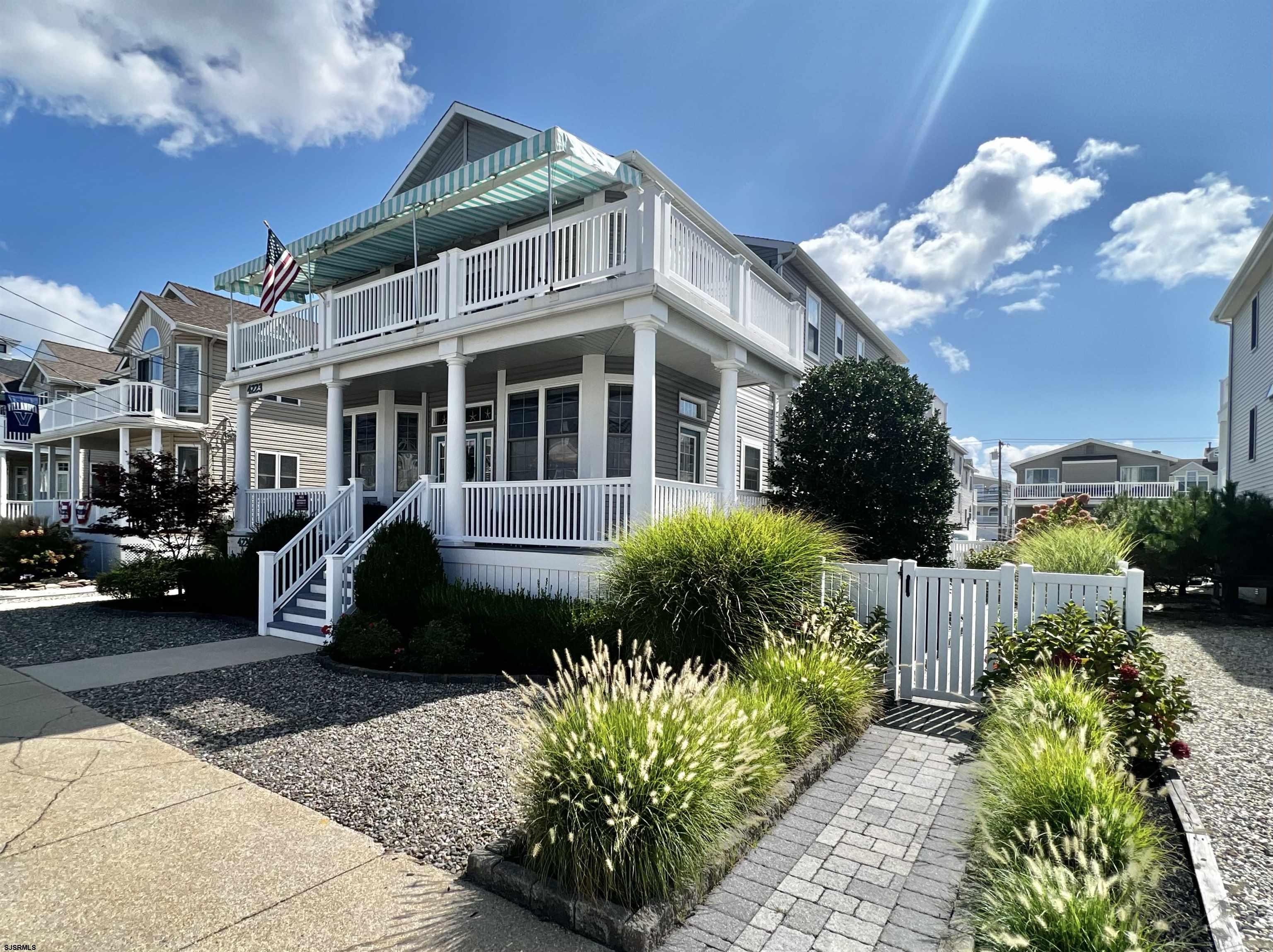 4221 Asbury Ave Unit: 1