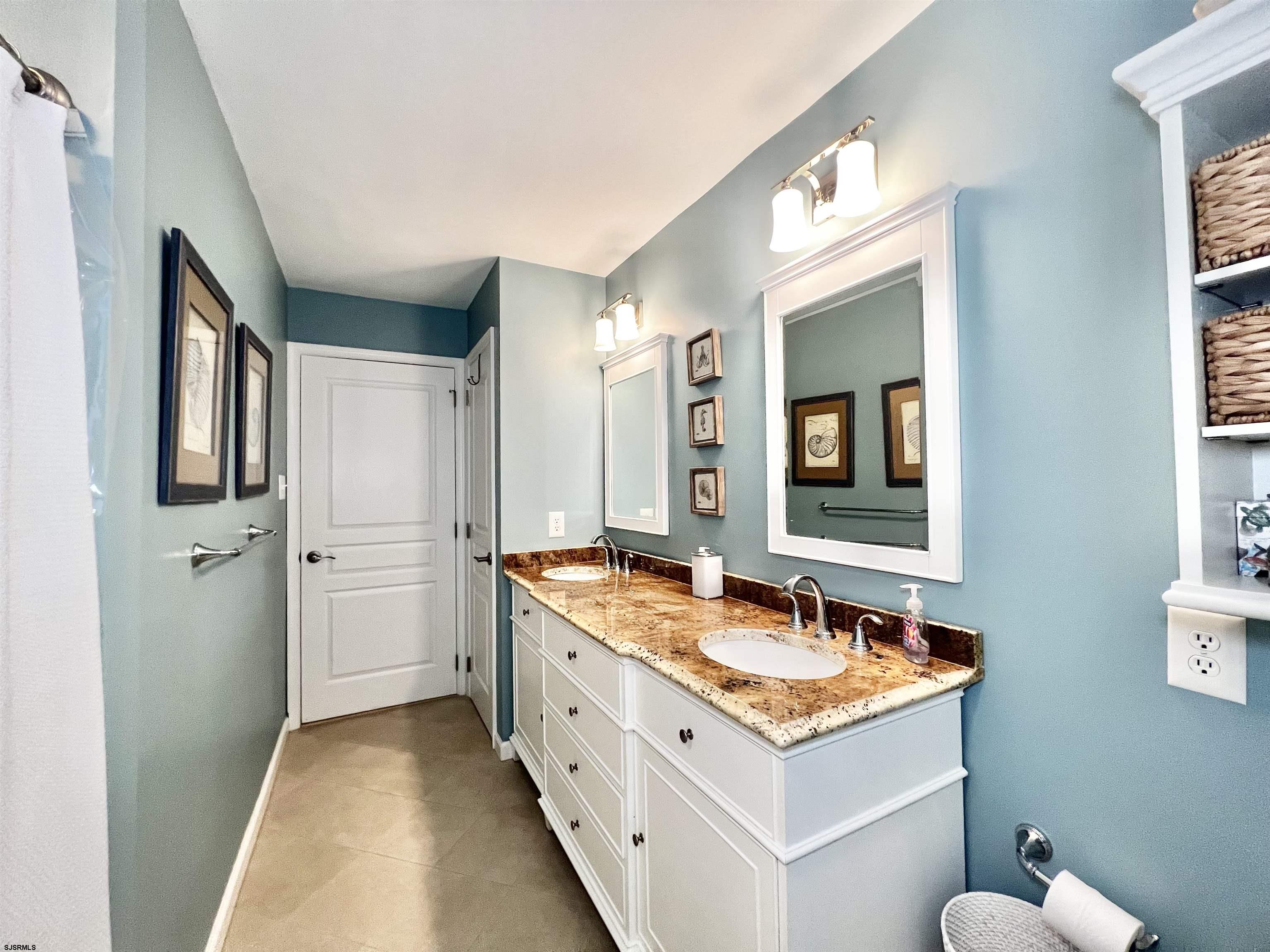 4221 Asbury Ave Unit: 1