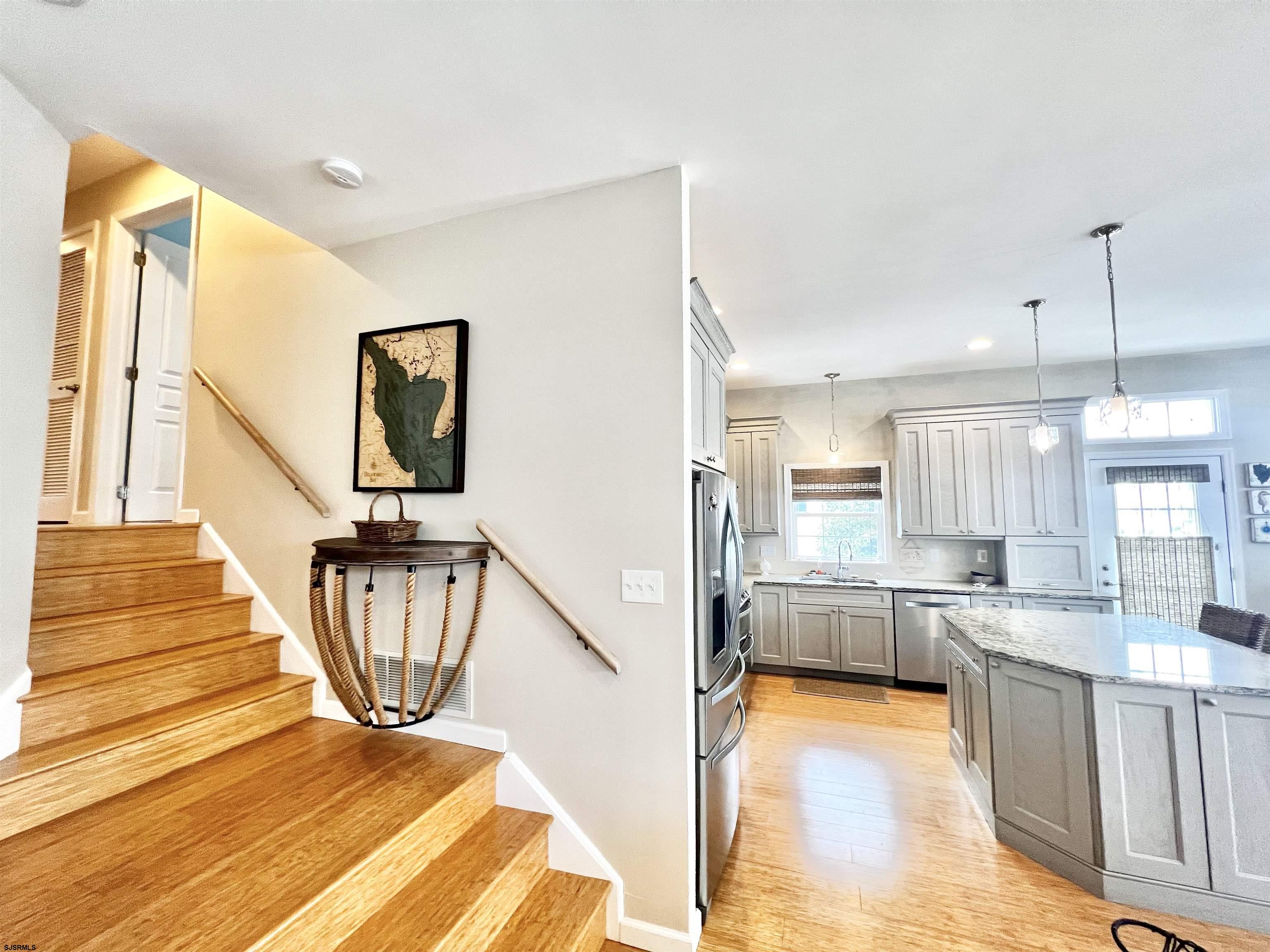 4221 Asbury Ave Unit: 1