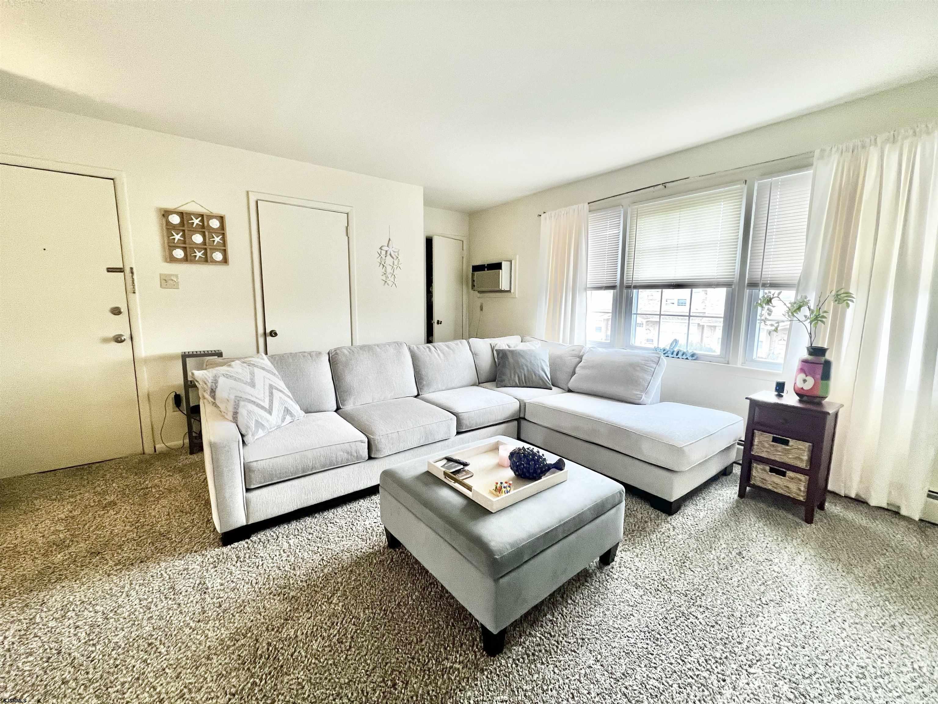 705 N Dudley Ave Unit: D10