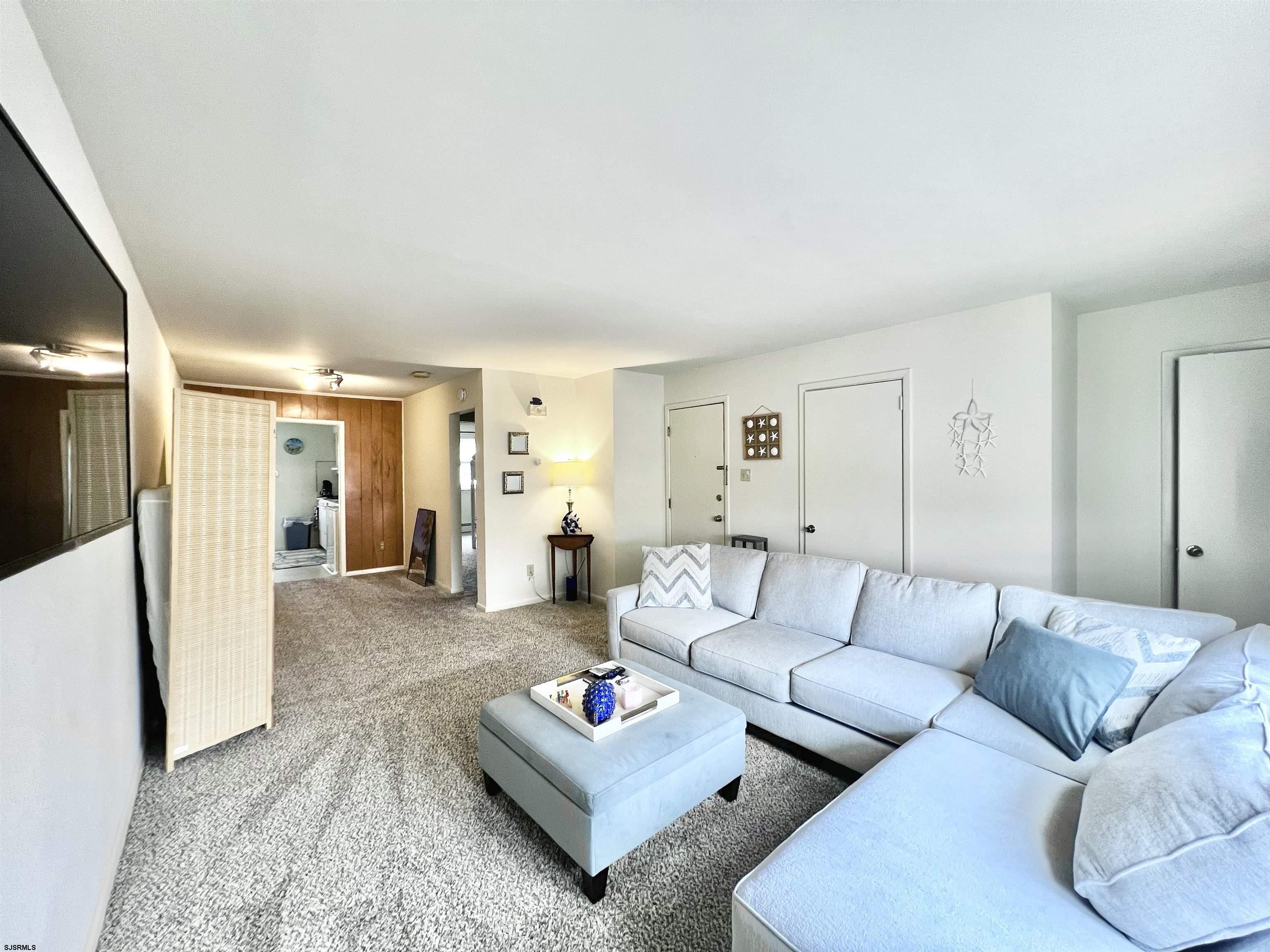 705 N Dudley Ave Unit: D10