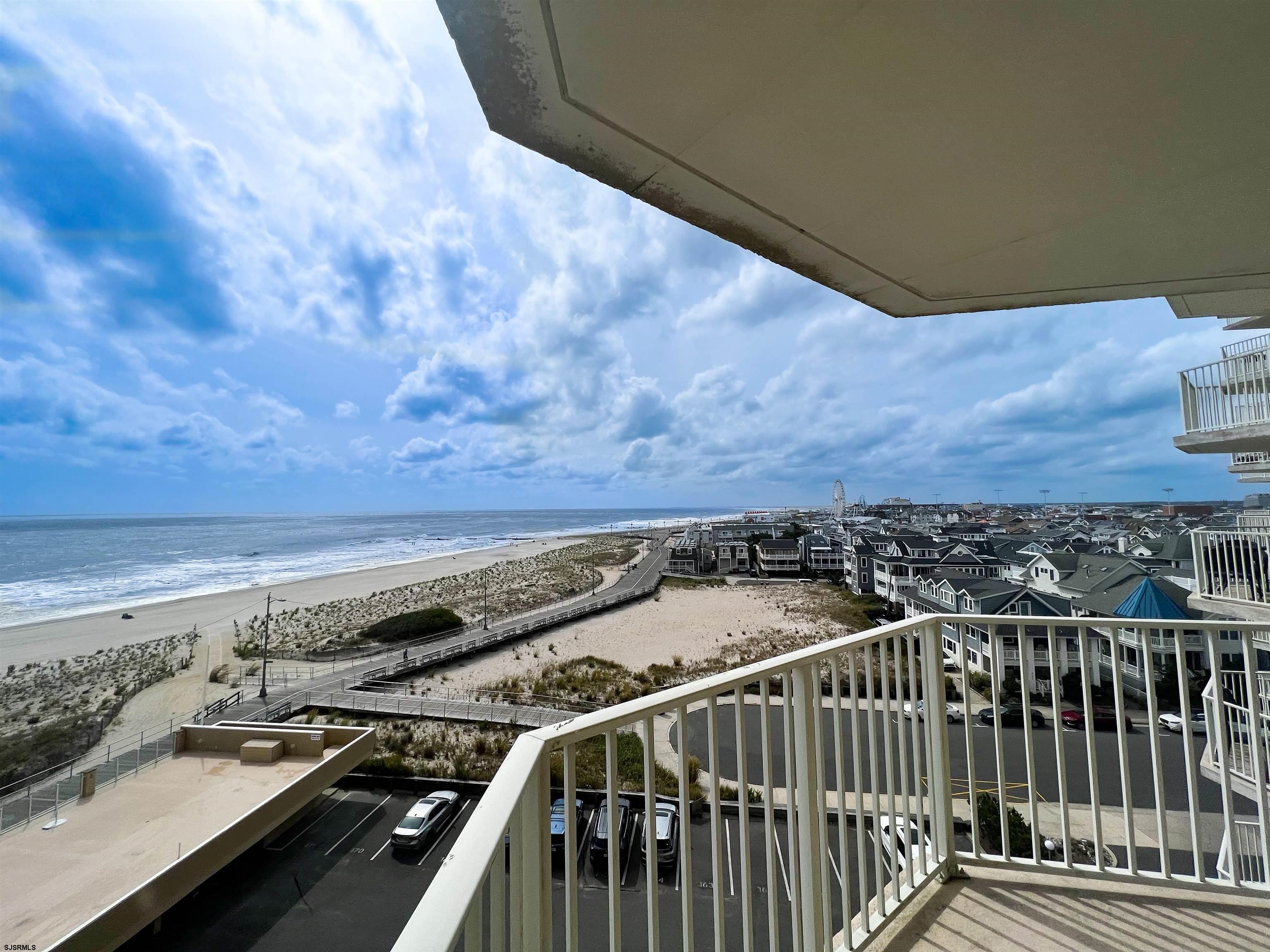 322 Boardwalk Unit: 707