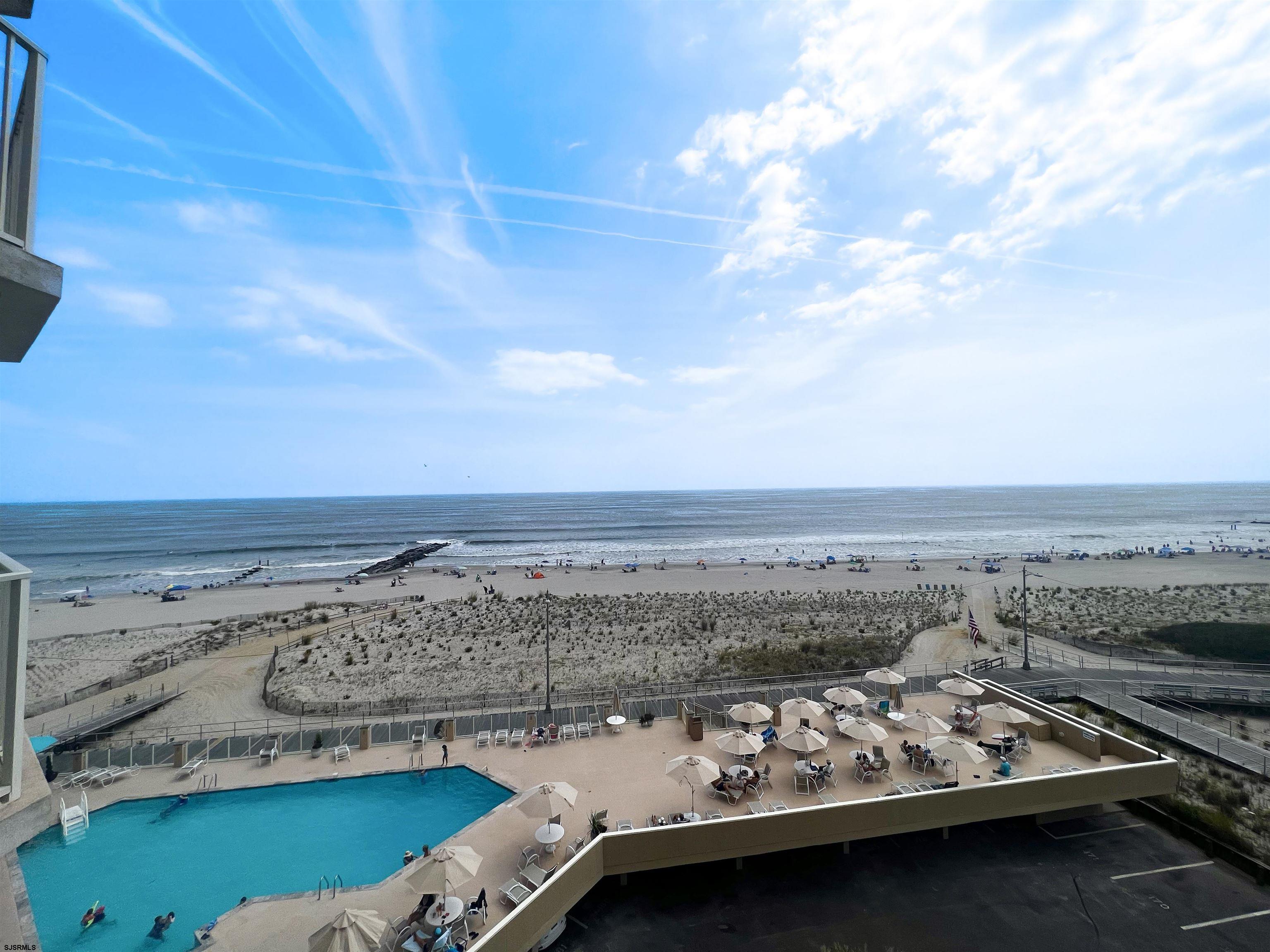 322 Boardwalk Unit: 707