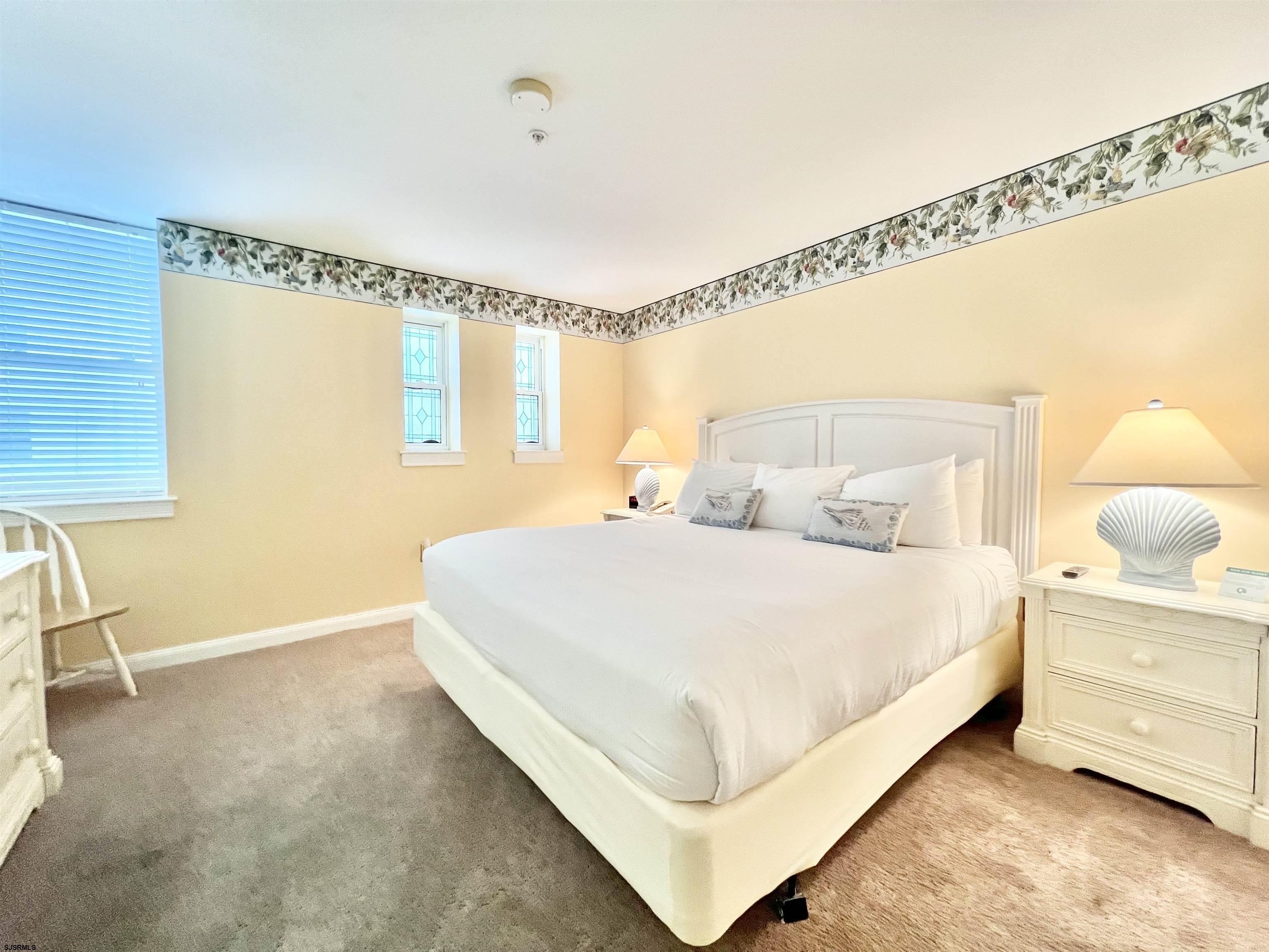 719 E 11th Street Unit: 515