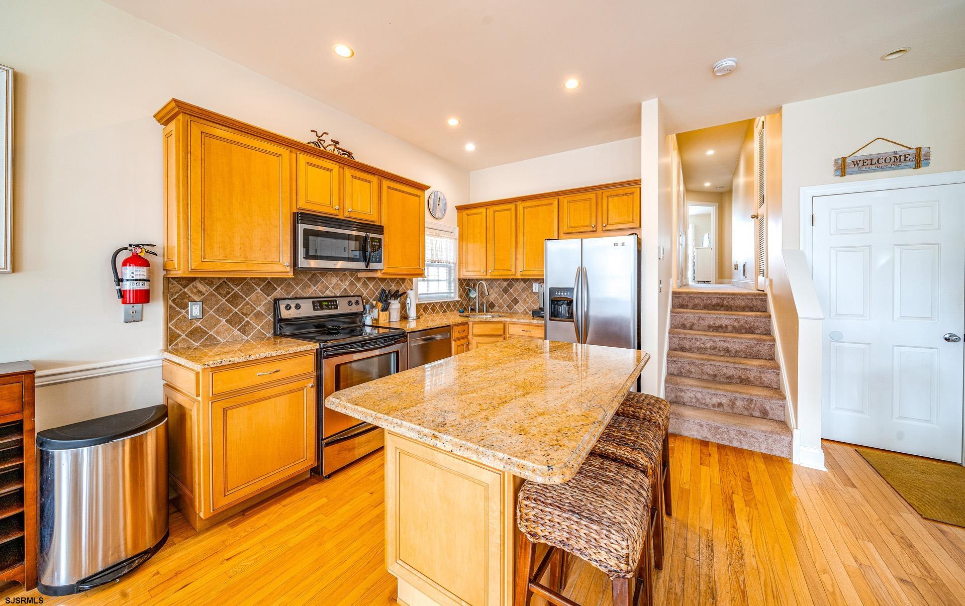 2728 Asbury Ave Unit: 1