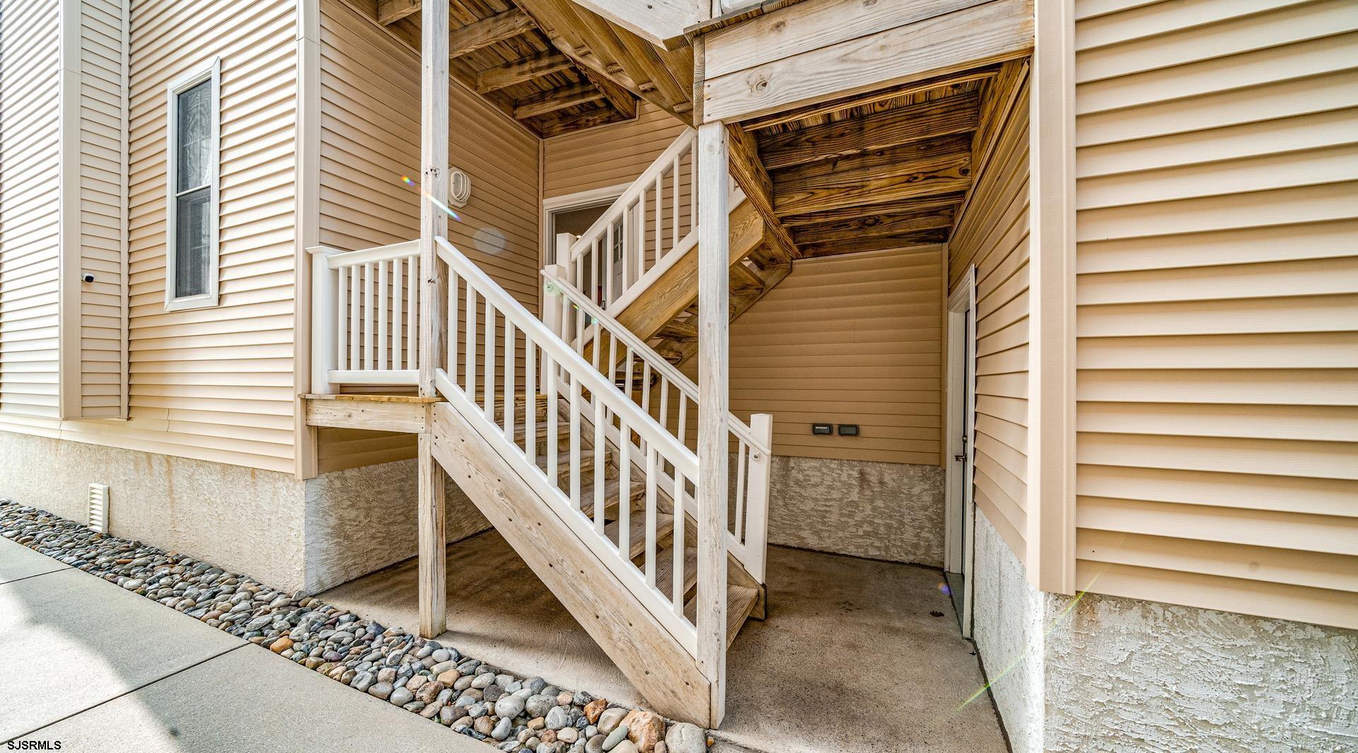 2728 Asbury Ave Unit: 1