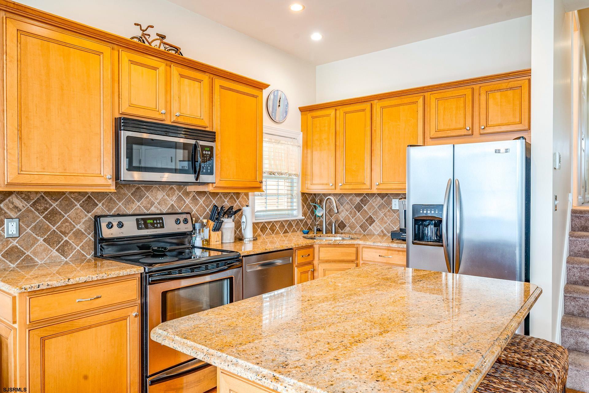 2728 Asbury Ave Unit: 1