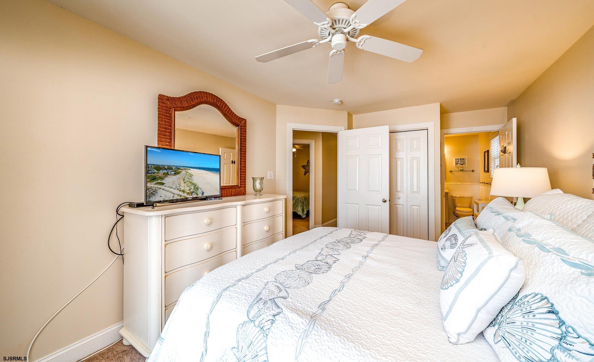 2728 Asbury Ave Unit: 1