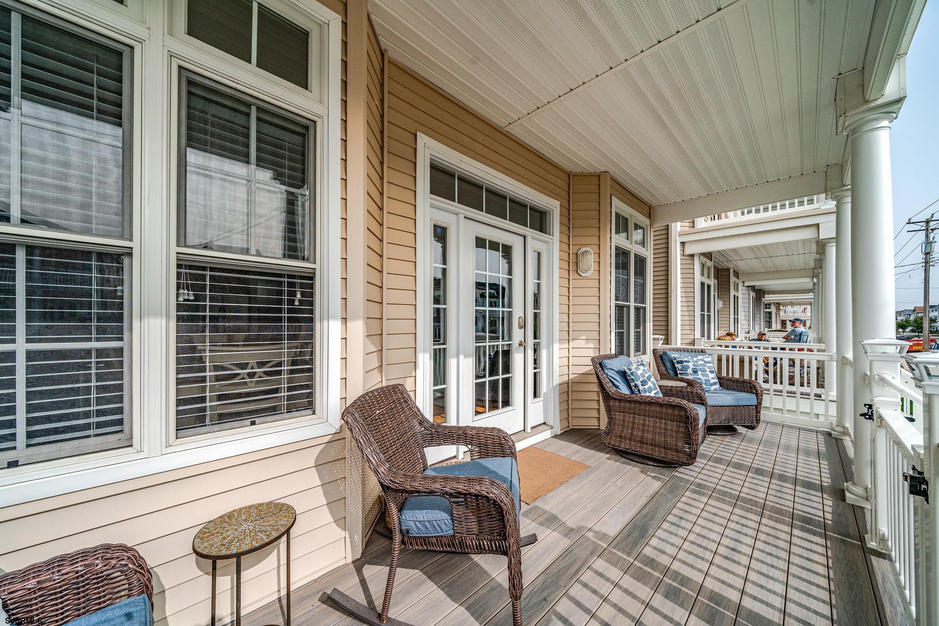 2728 Asbury Ave Unit: 1