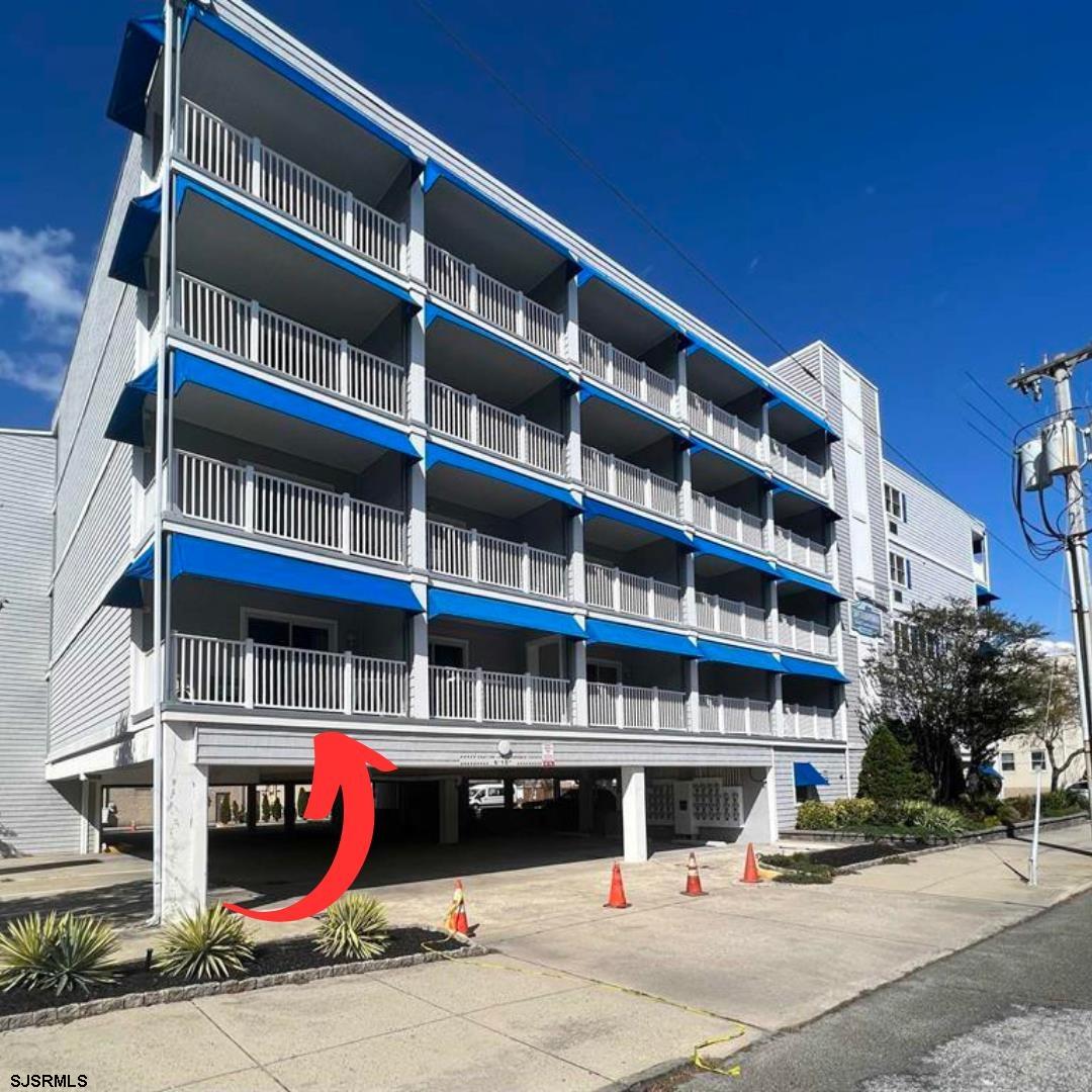 1008 Wesley Ave Unit: 201