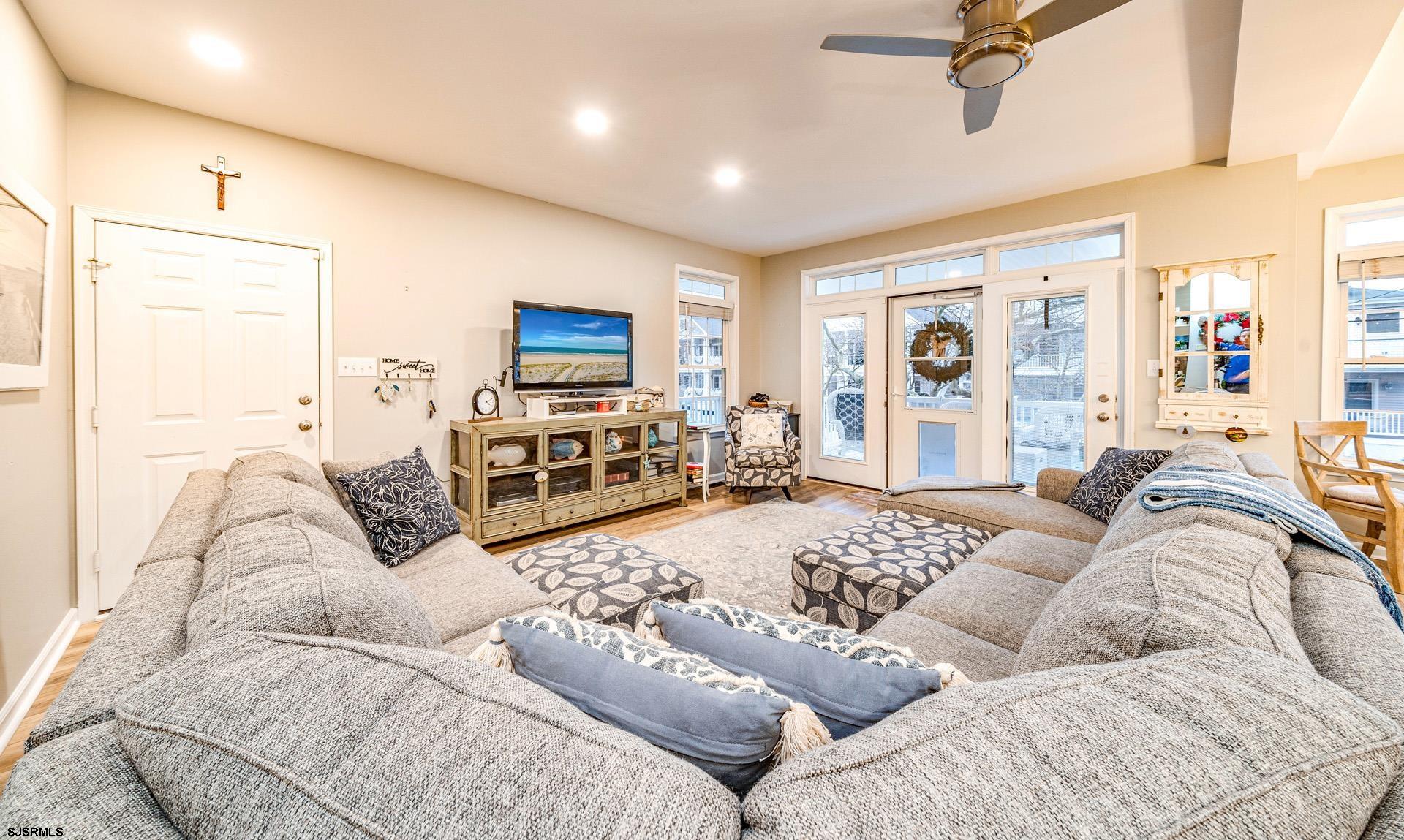 822 2nd Street Unit: 1