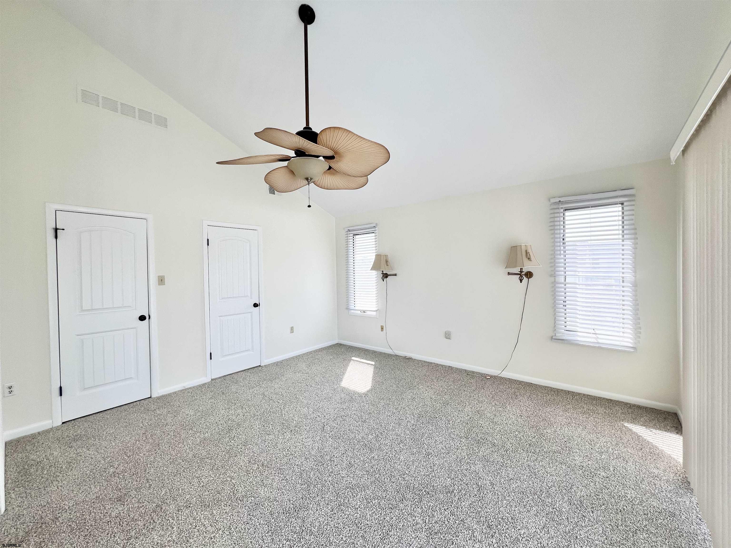 2962 West Ave Unit: 2