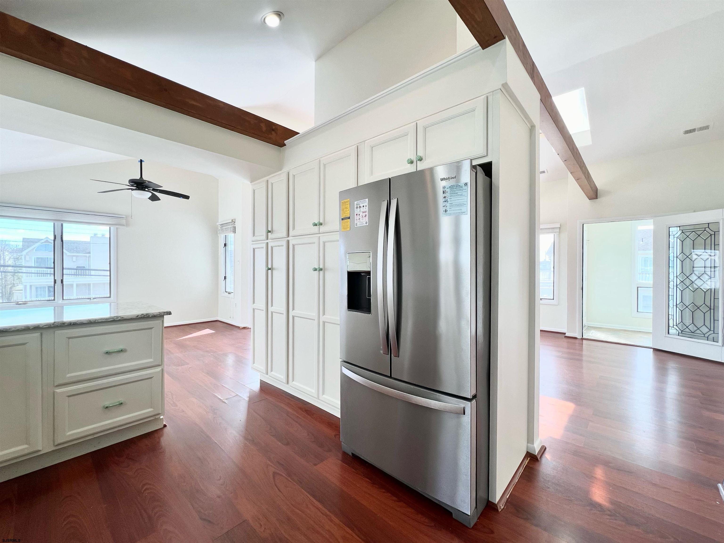 2962 West Ave Unit: 2