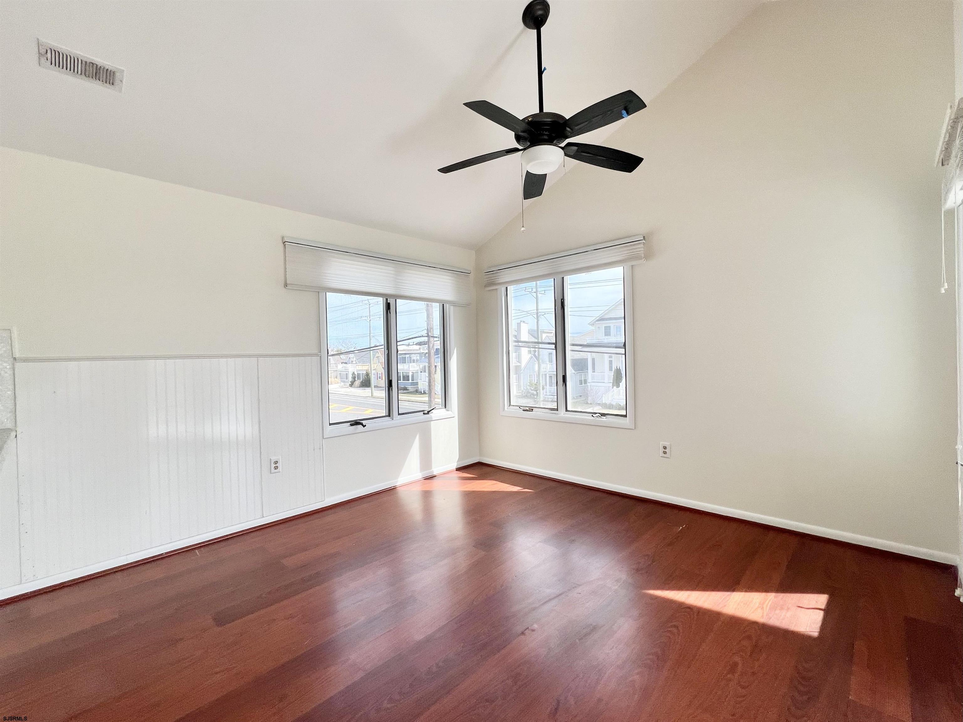 2962 West Ave Unit: 2