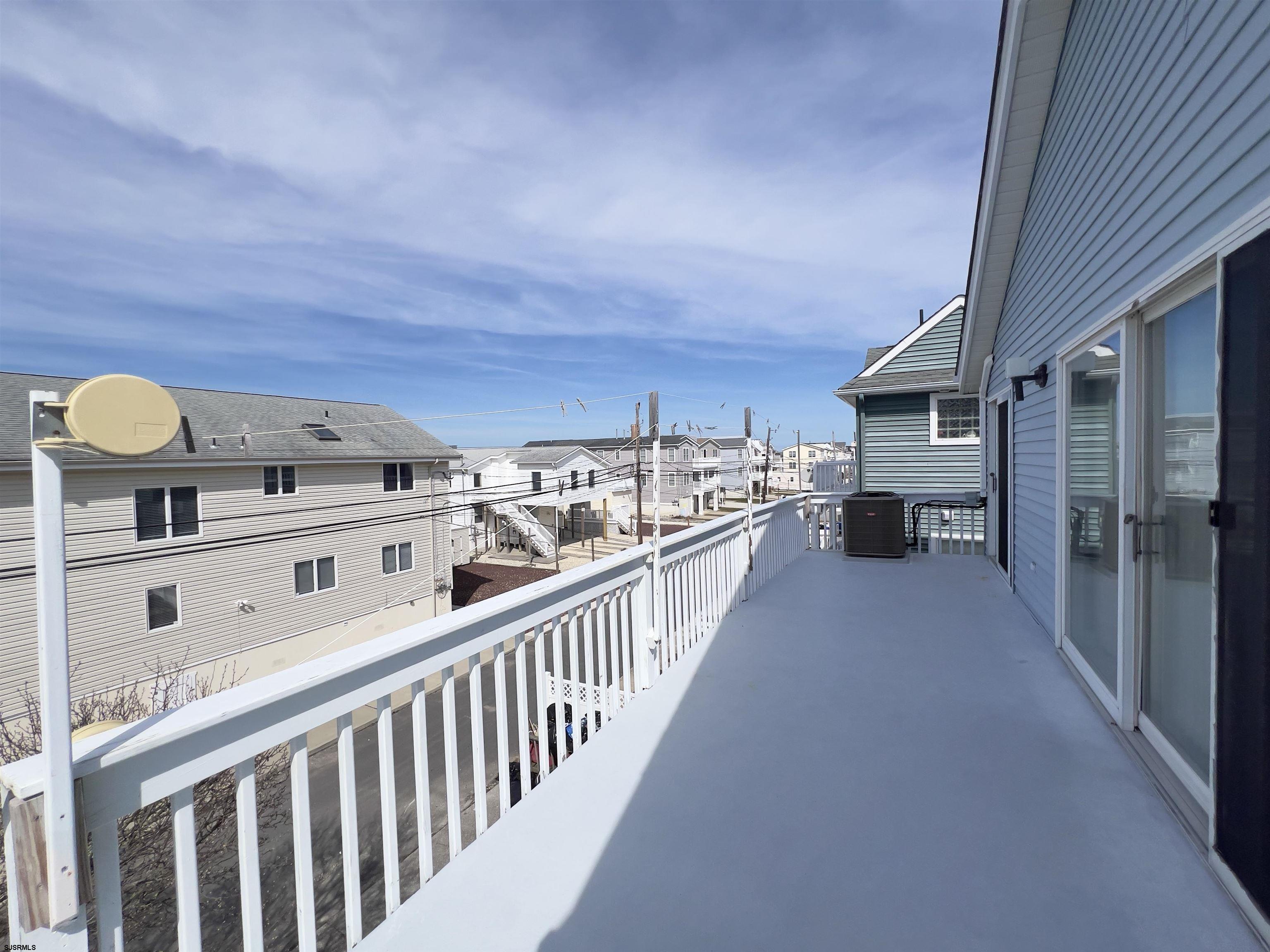 2962 West Ave Unit: 2