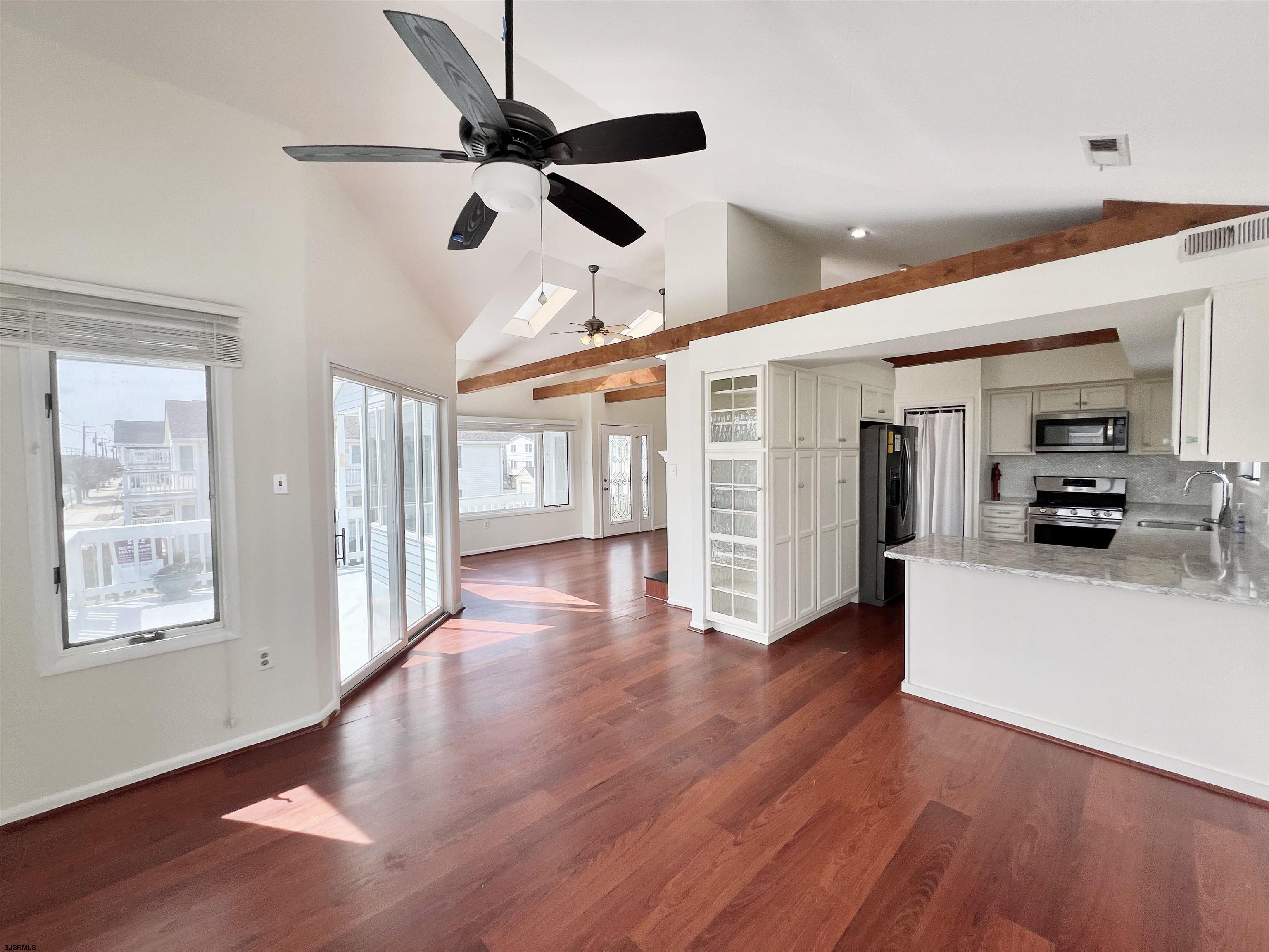 2962 West Ave Unit: 2