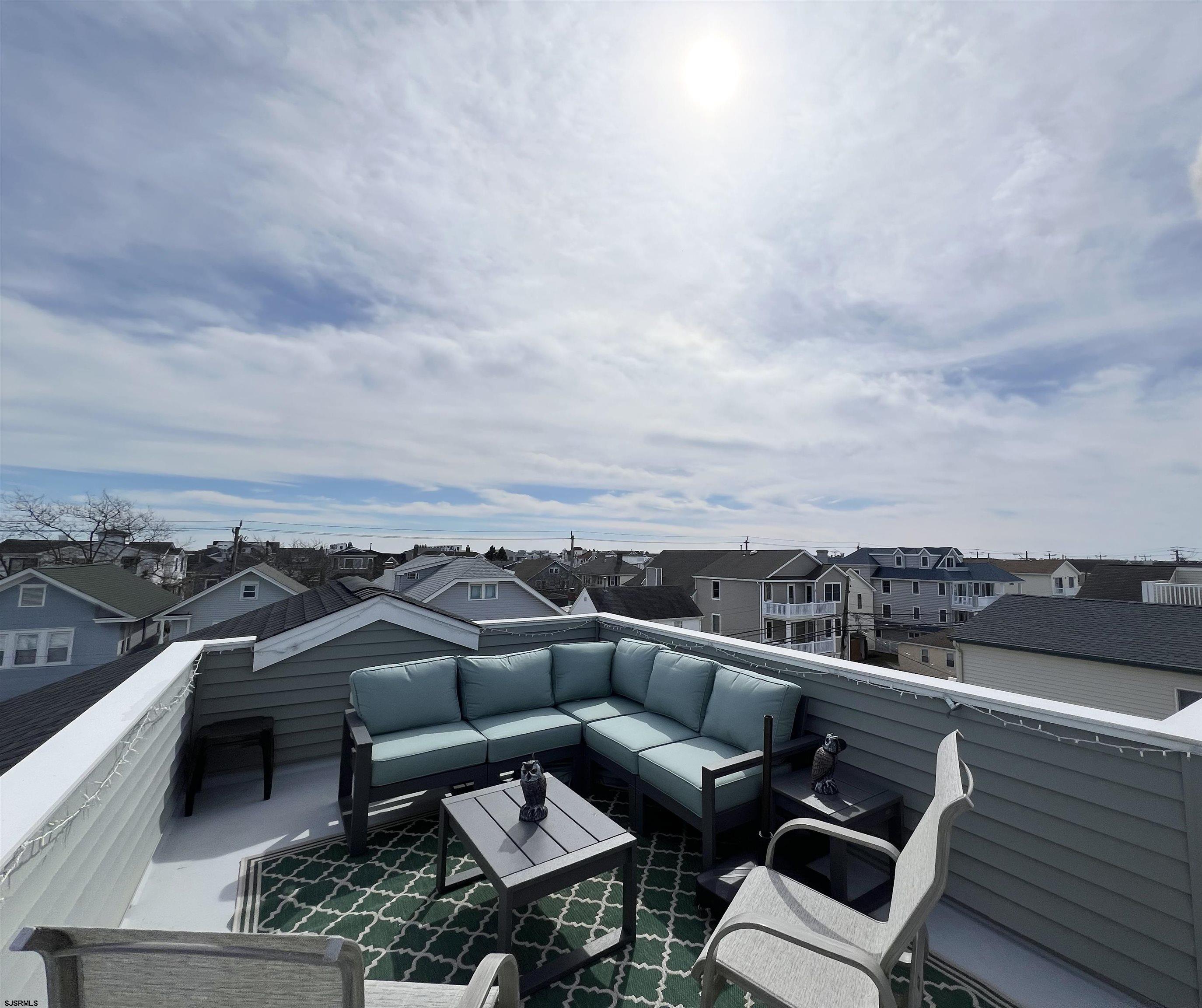 1611 Asbury Ave Unit: 2