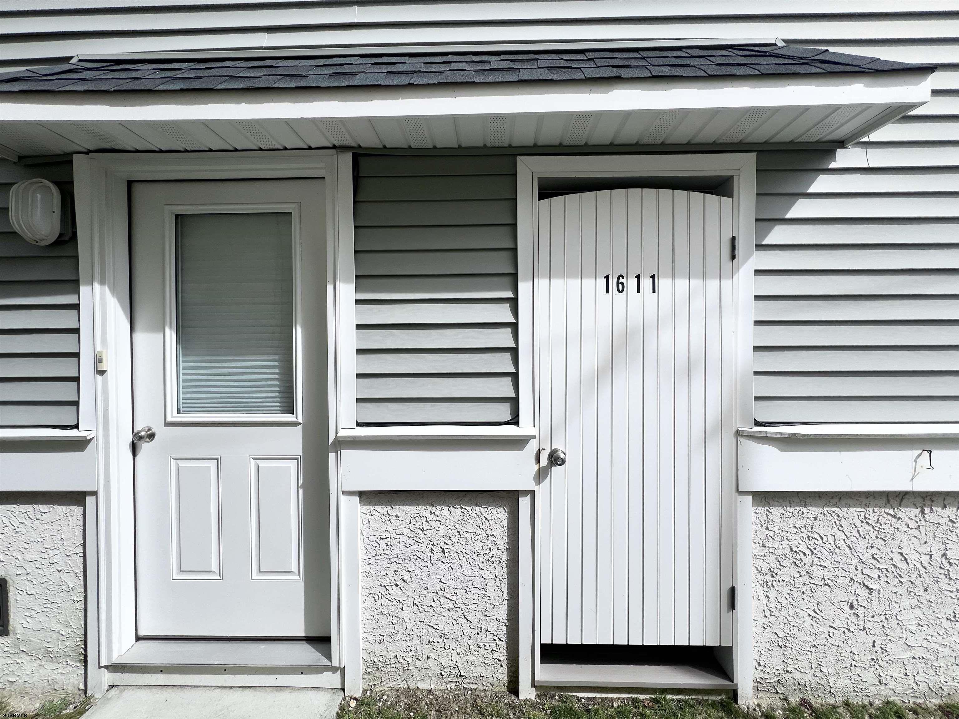 1611 Asbury Ave Unit: 2