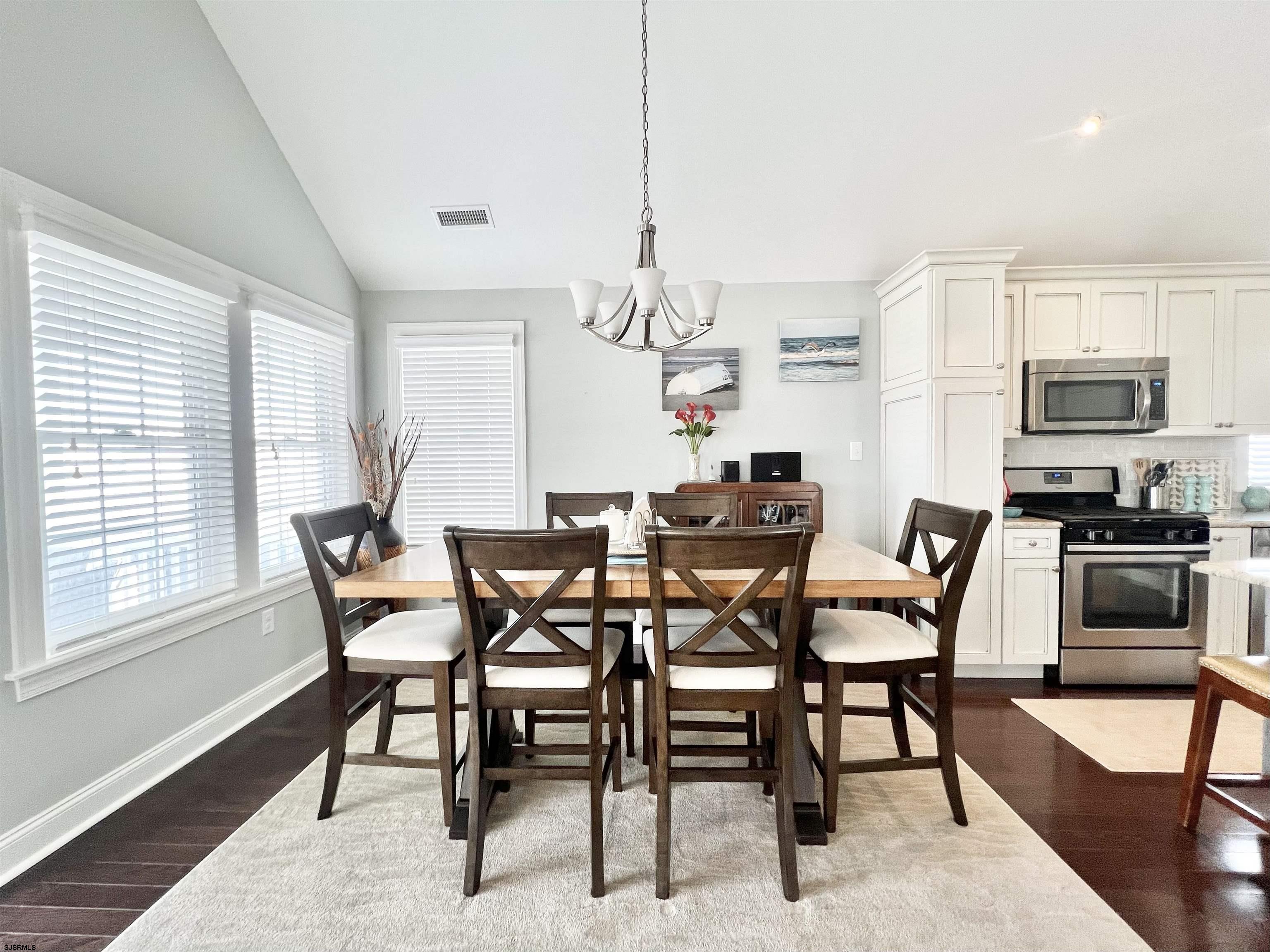 1611 Asbury Ave Unit: 2