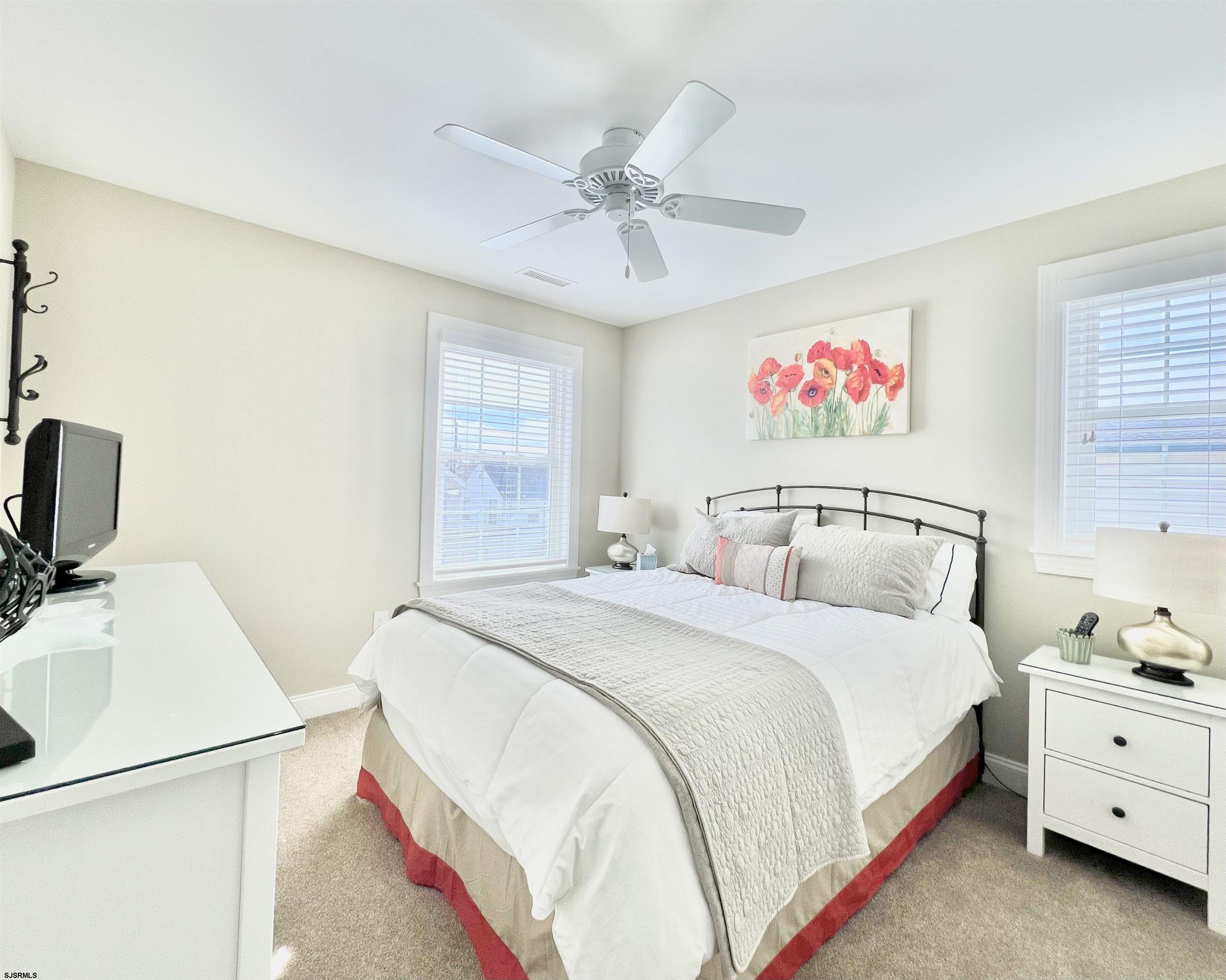 1611 Asbury Ave Unit: 2