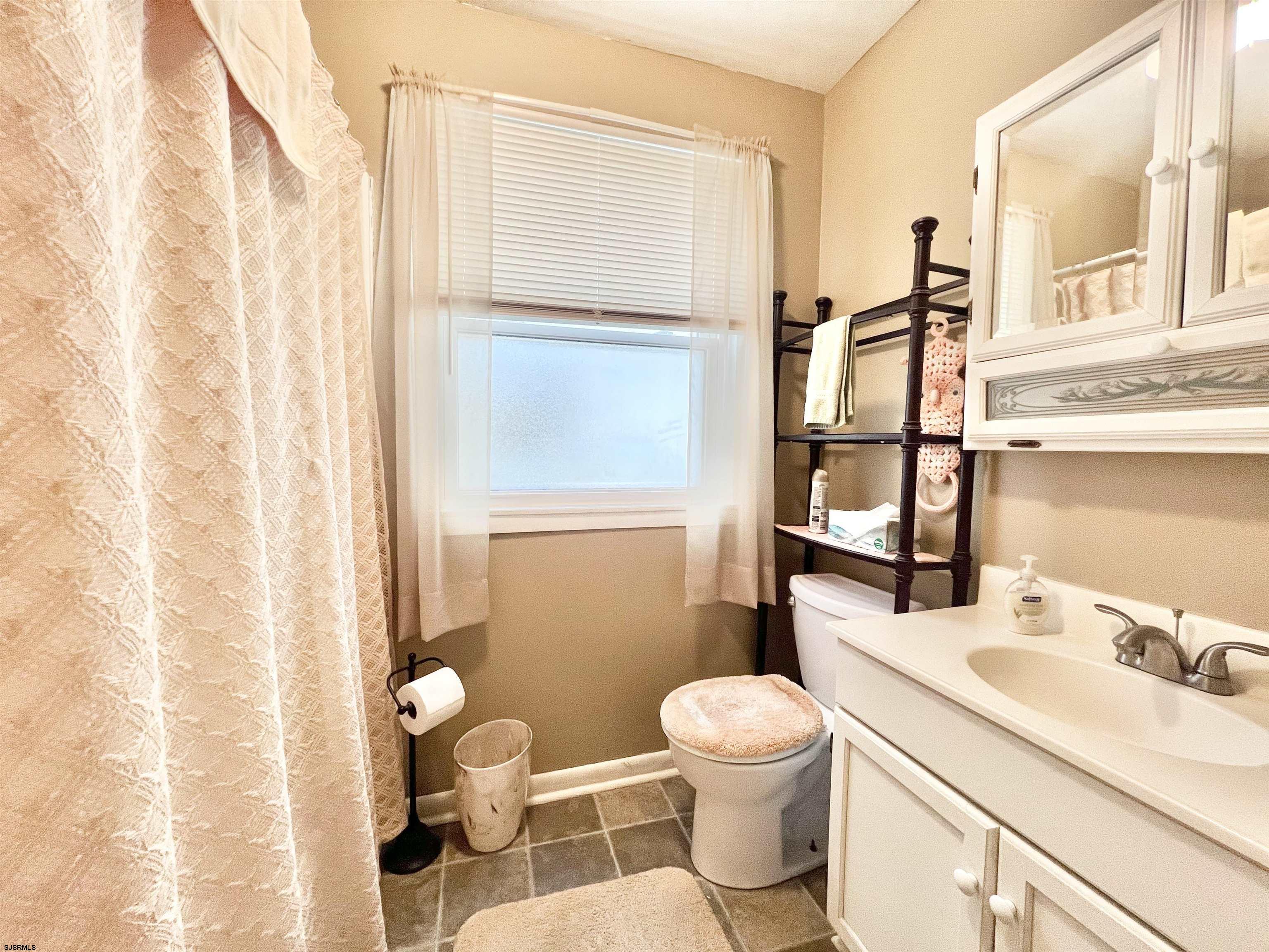 3236 West Ave Unit: 1