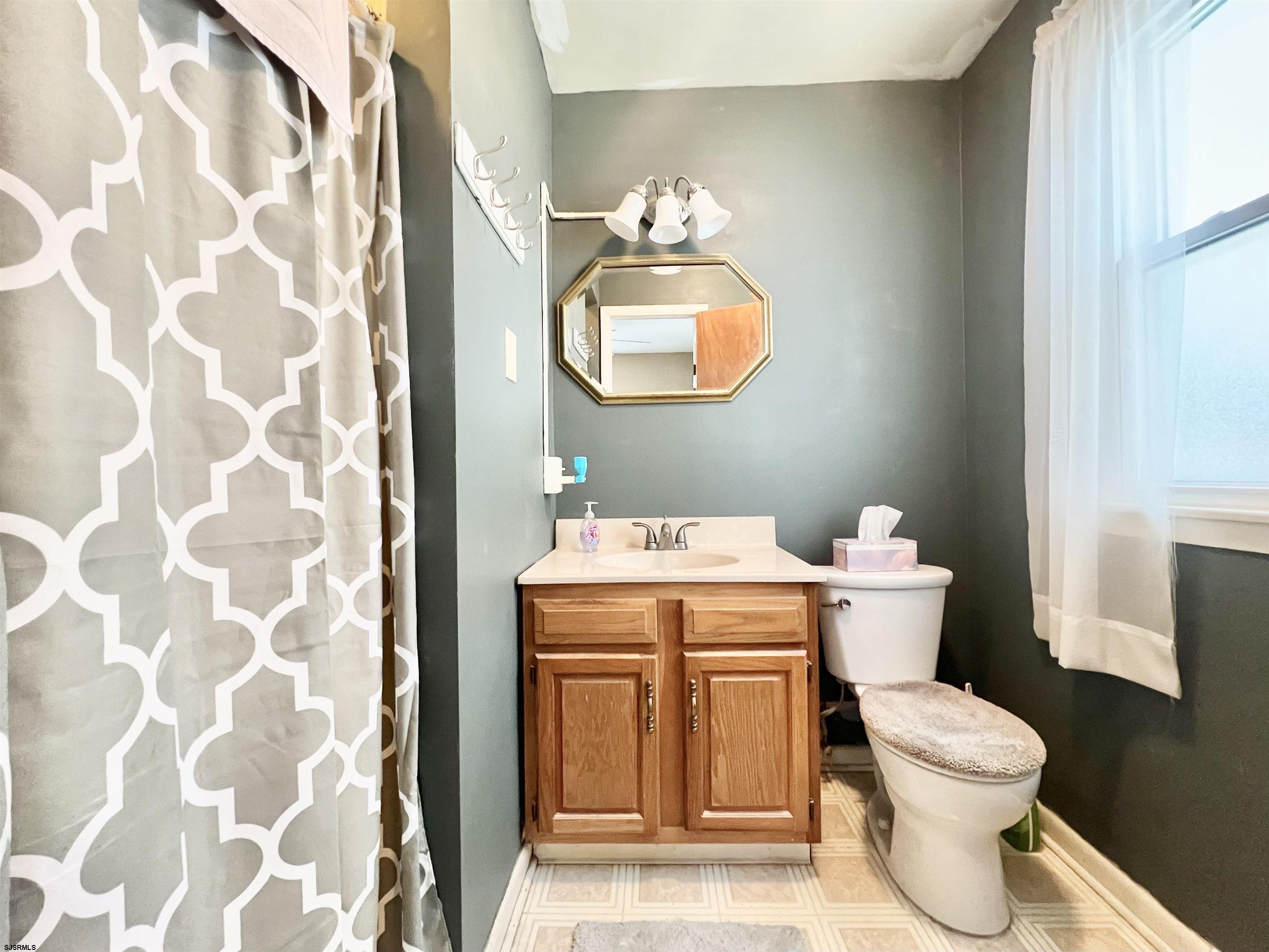 3236 West Ave Unit: 1