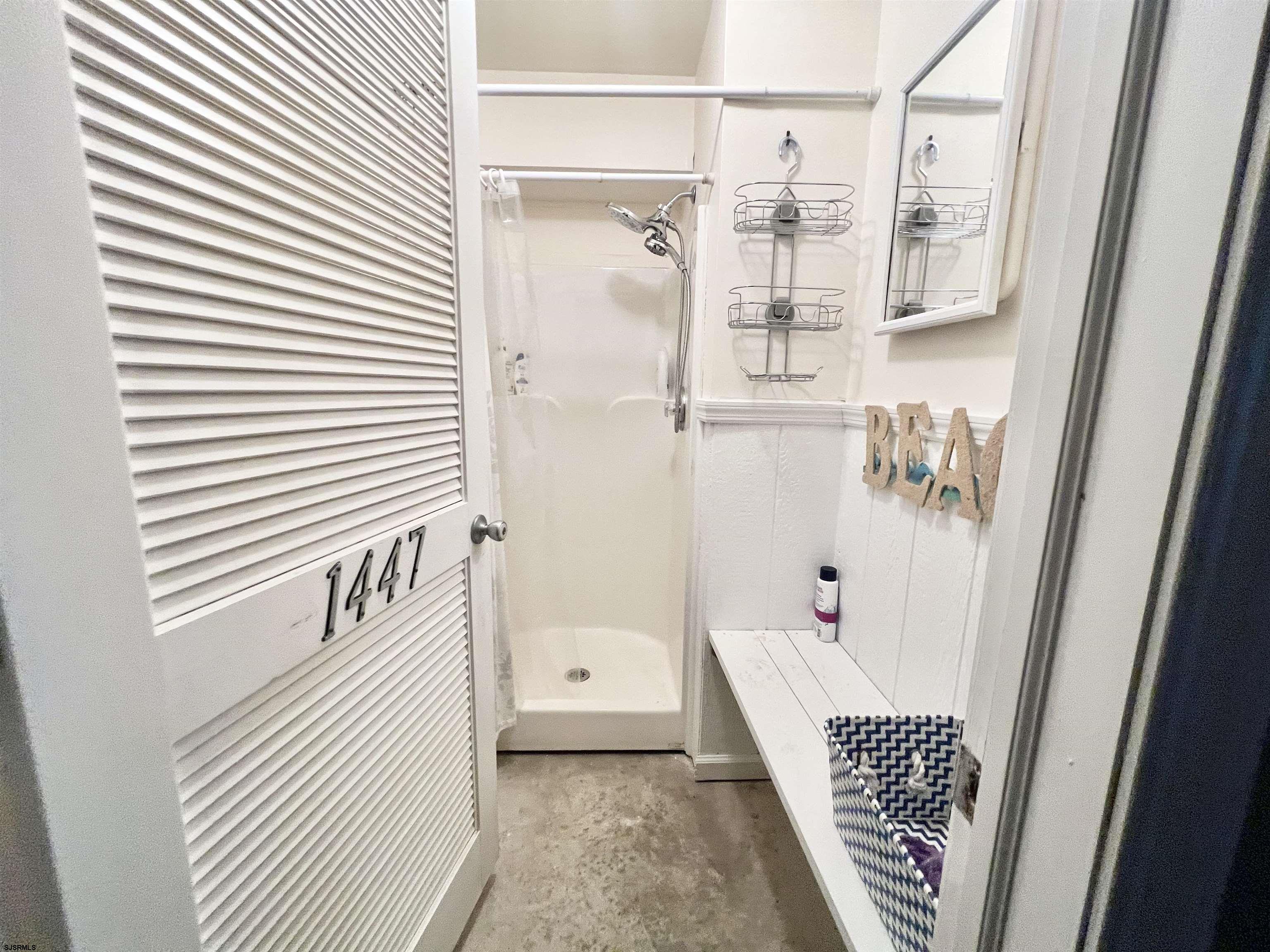 1447 Haven Ave Unit: 2