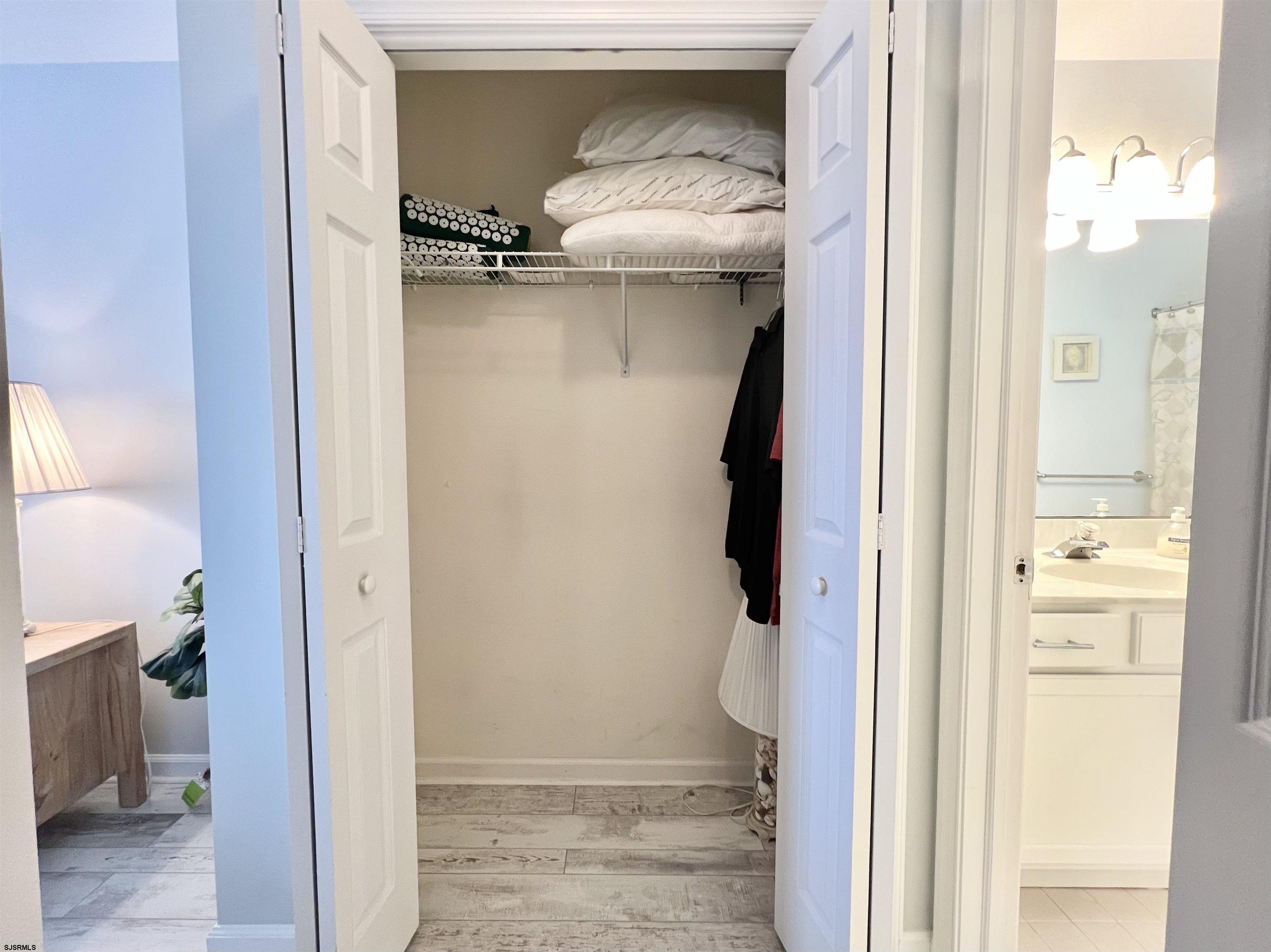 1447 Haven Ave Unit: 2