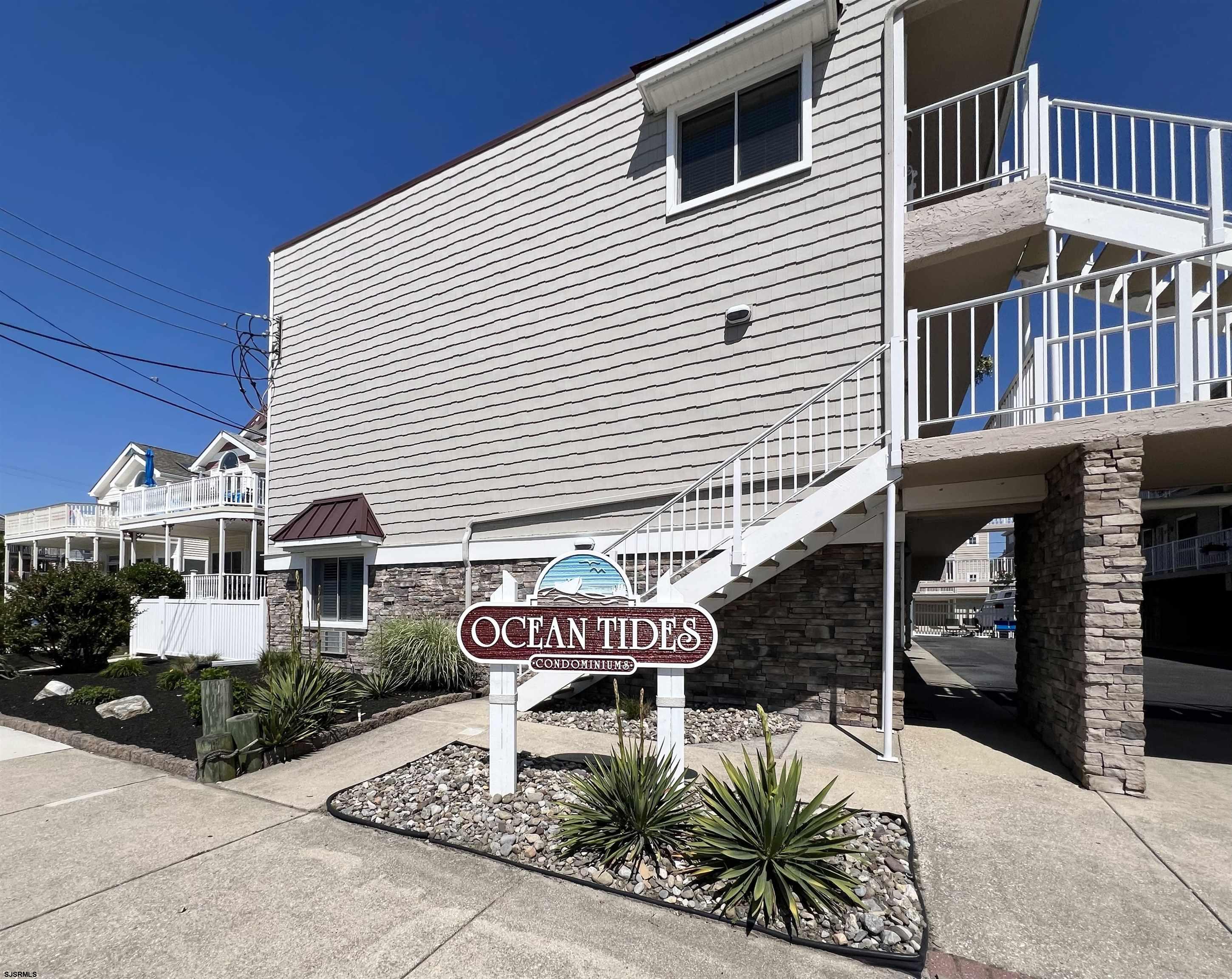1320 Ocean Ave Unit: 306