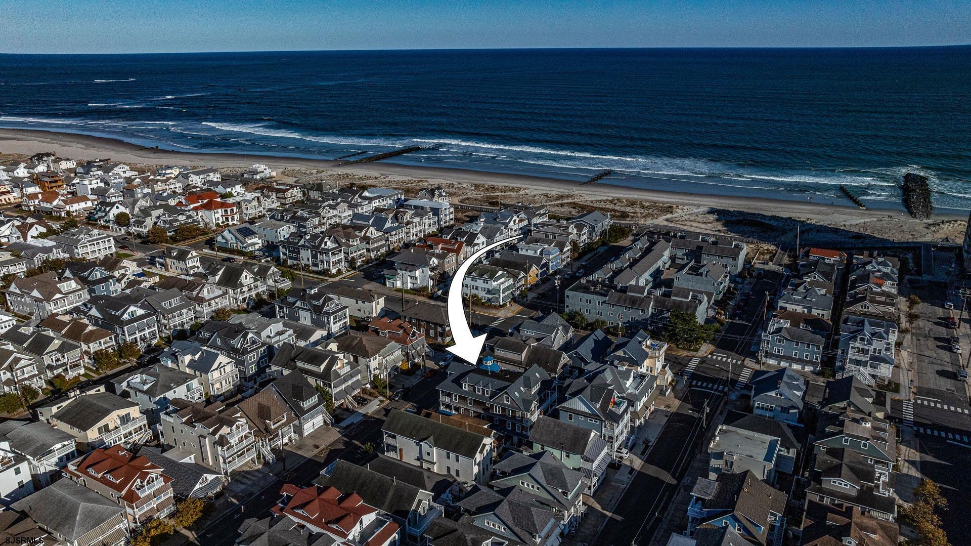 860 Pennlyn Pl Unit: 2nd + 3rd Floor