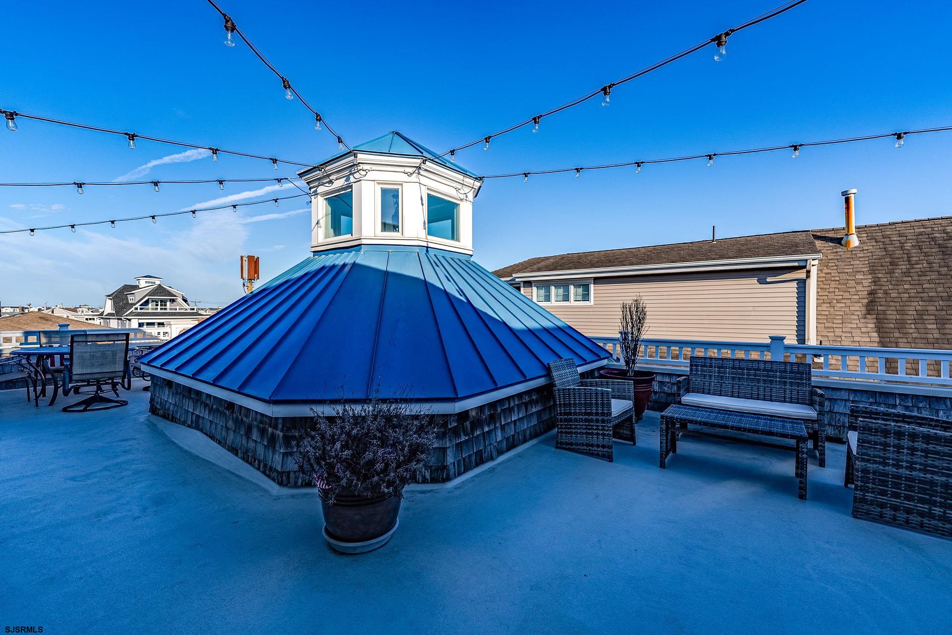 860 Pennlyn Pl Unit: 2nd + 3rd Floor