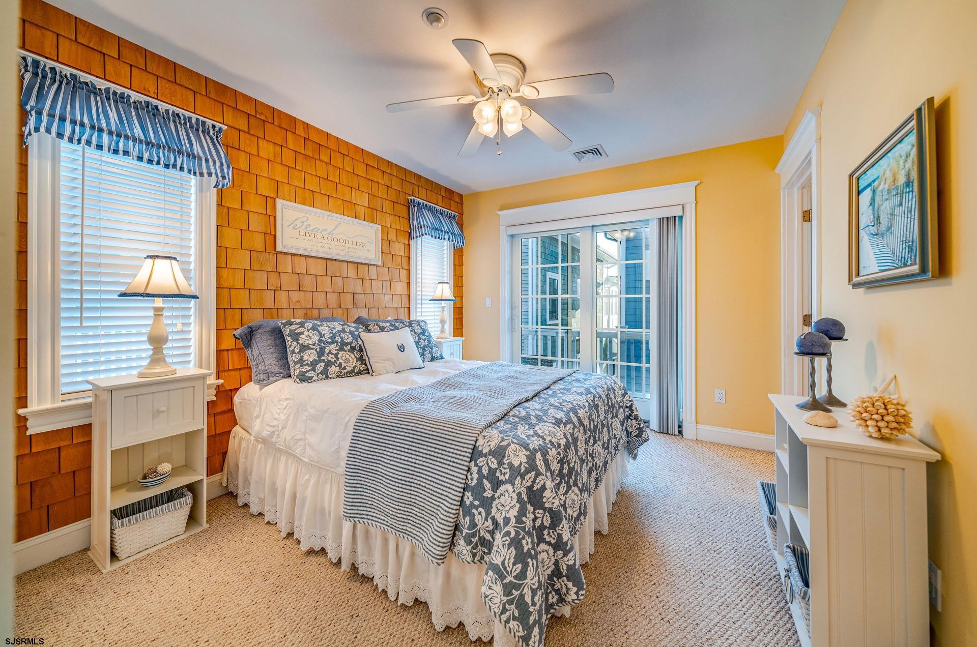 860 Pennlyn Pl Unit: 2nd + 3rd Floor