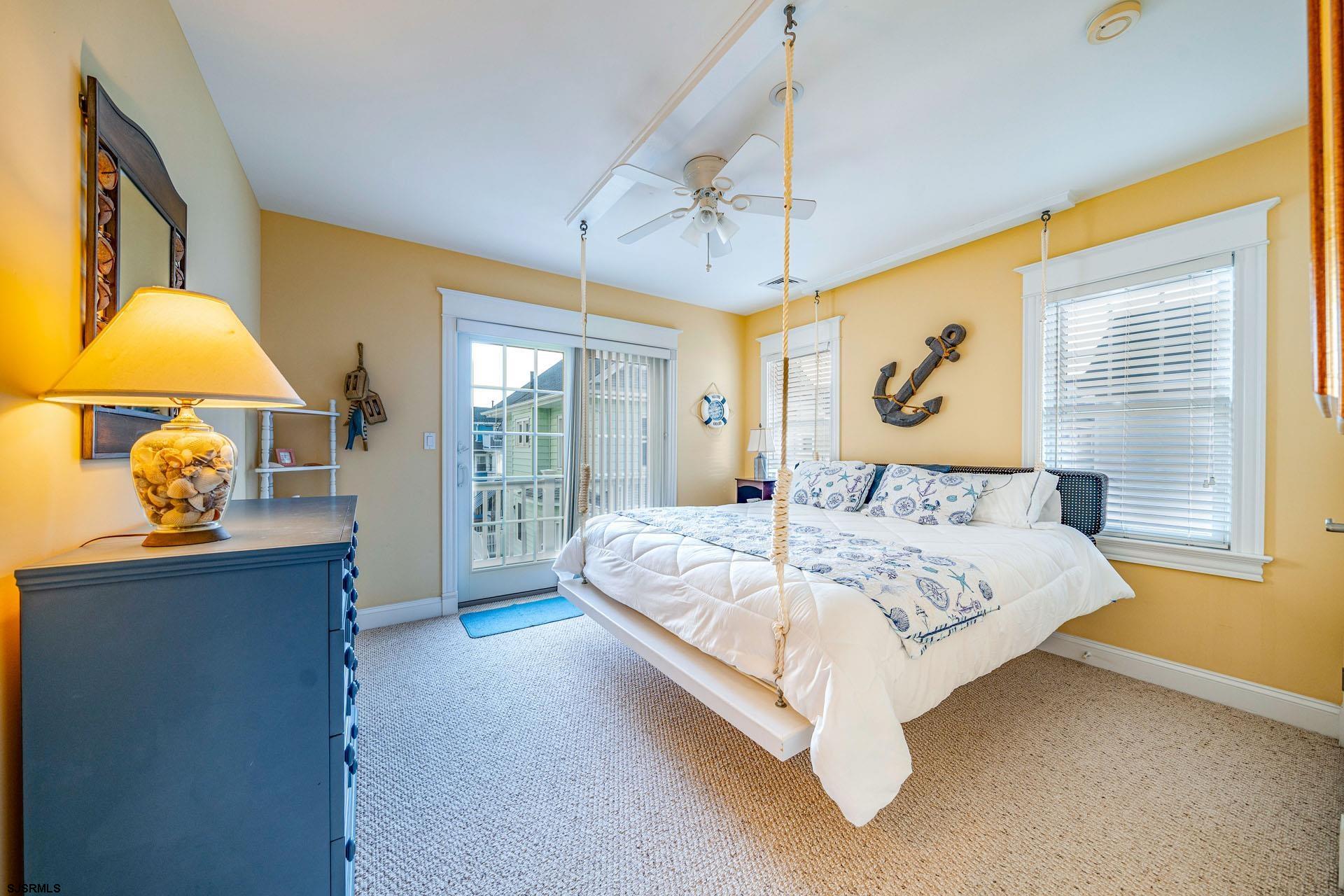 860 Pennlyn Pl Unit: 2nd + 3rd Floor