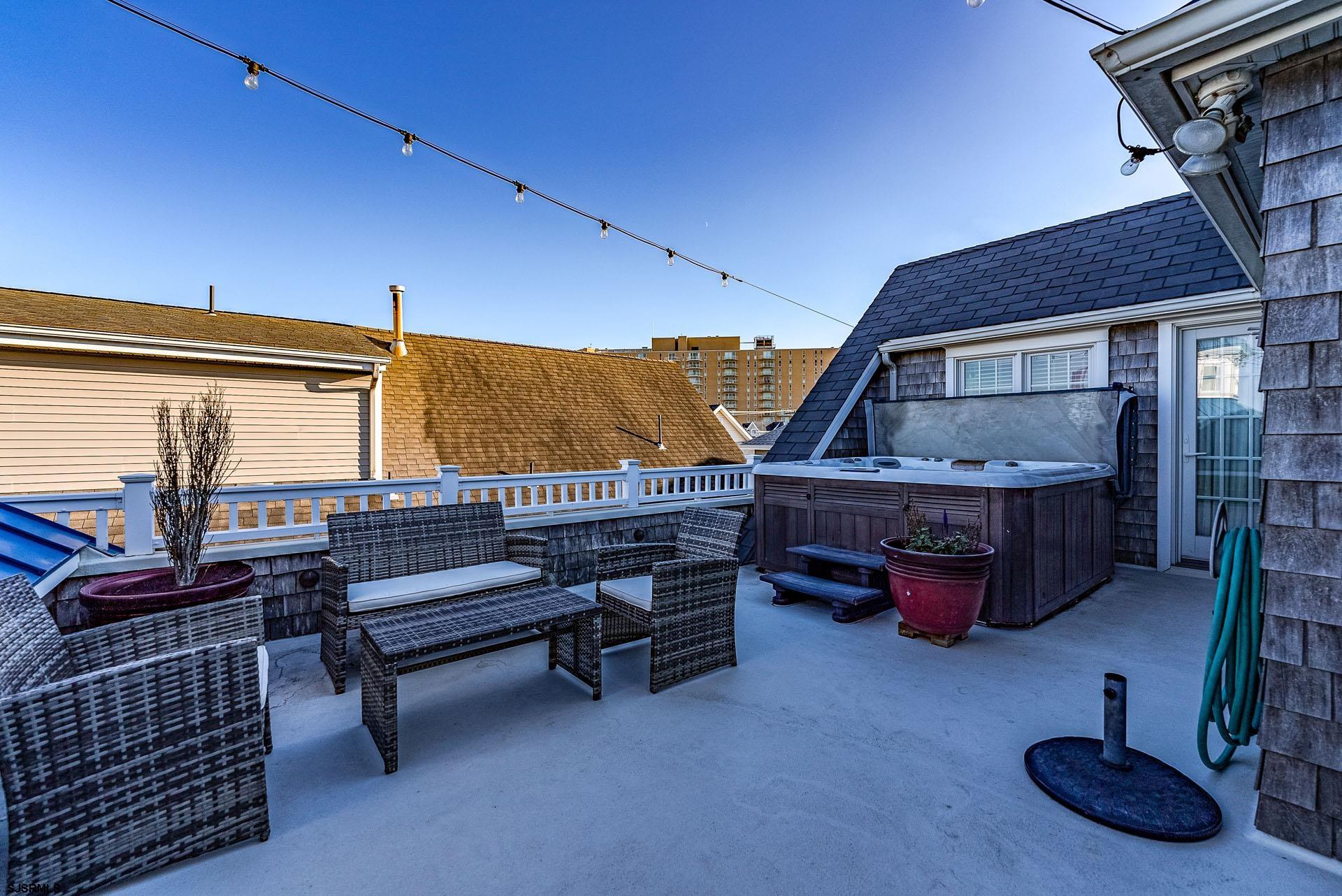 860 Pennlyn Pl Unit: 2nd + 3rd Floor