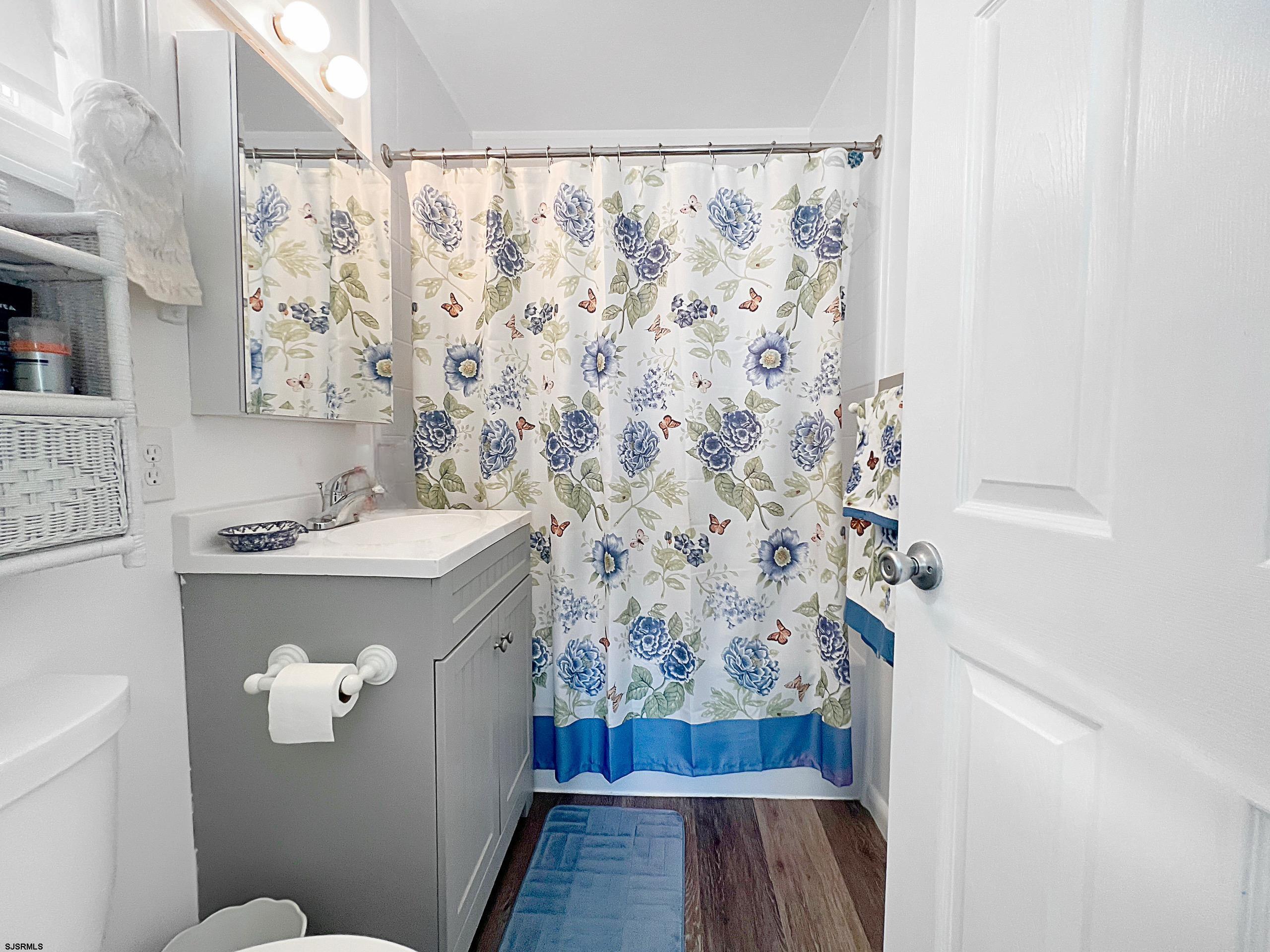 4 S Inlet Dr Unit: 4