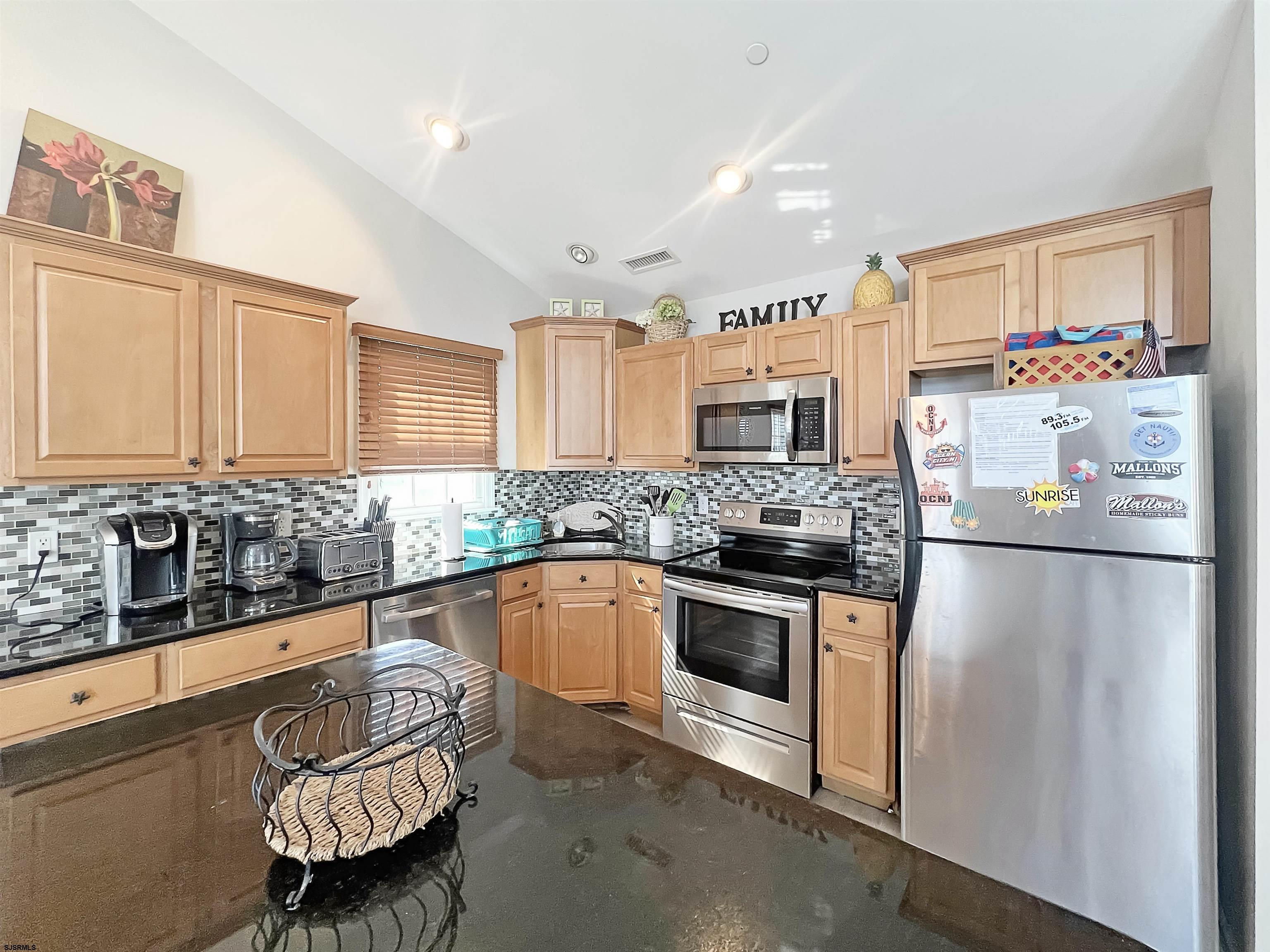 1340 Asbury Ave Unit: D