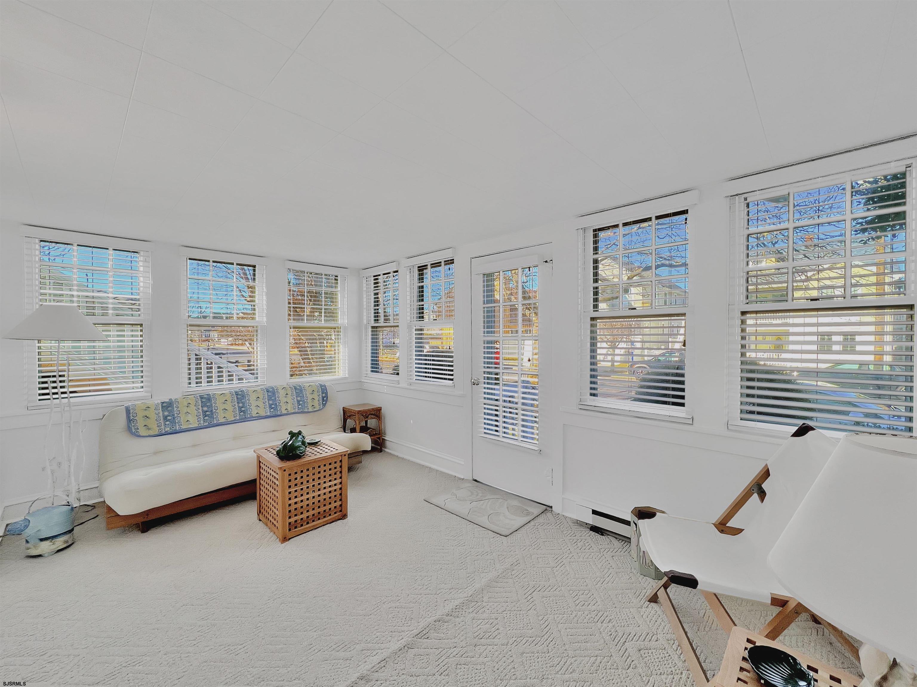 137 Central Ave Unit: 1